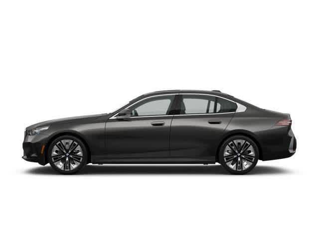 Thumbnail: 2026 BMW 5 Series - 4
