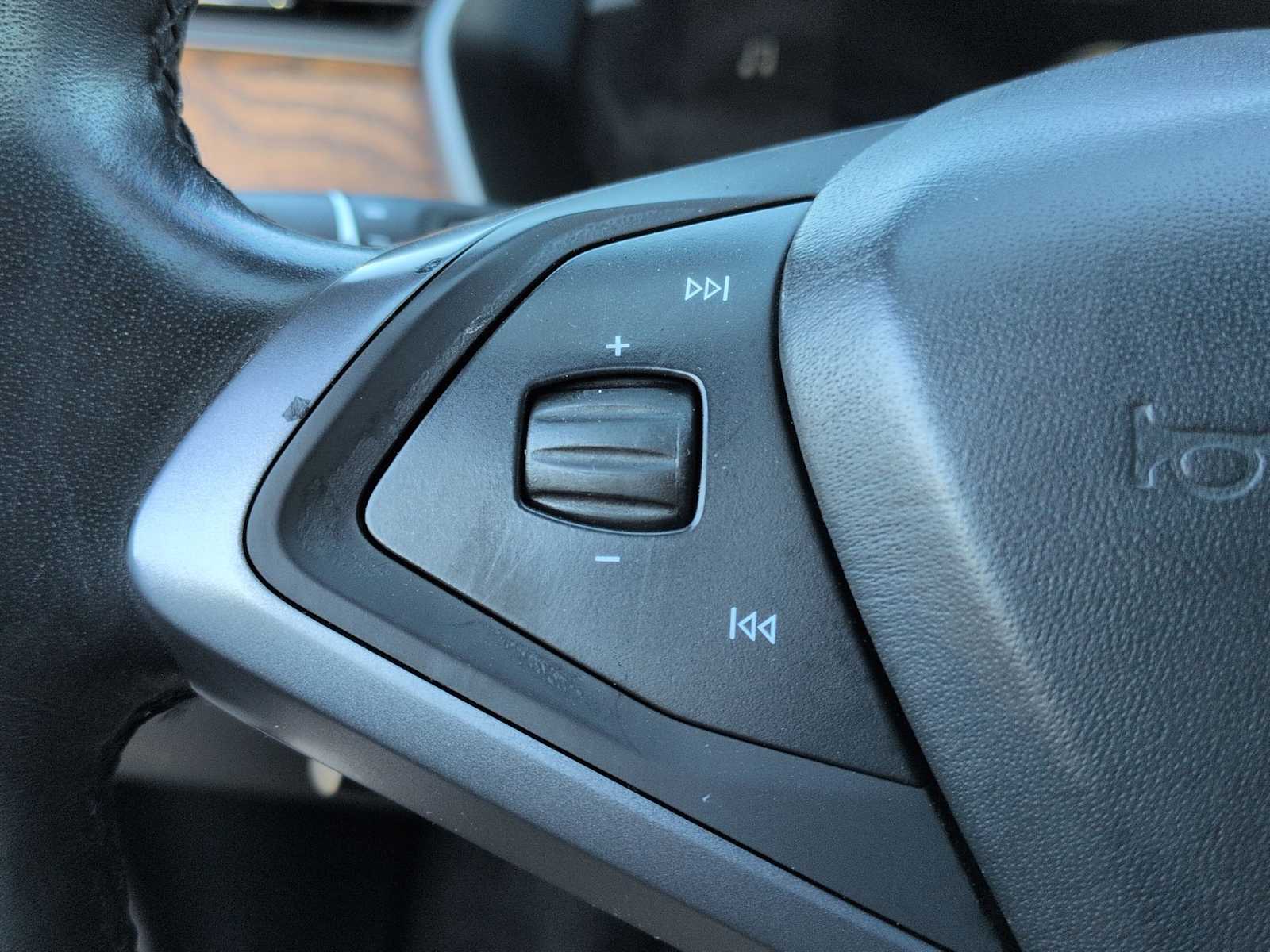 Thumbnail: 2020 Tesla Model S - 25