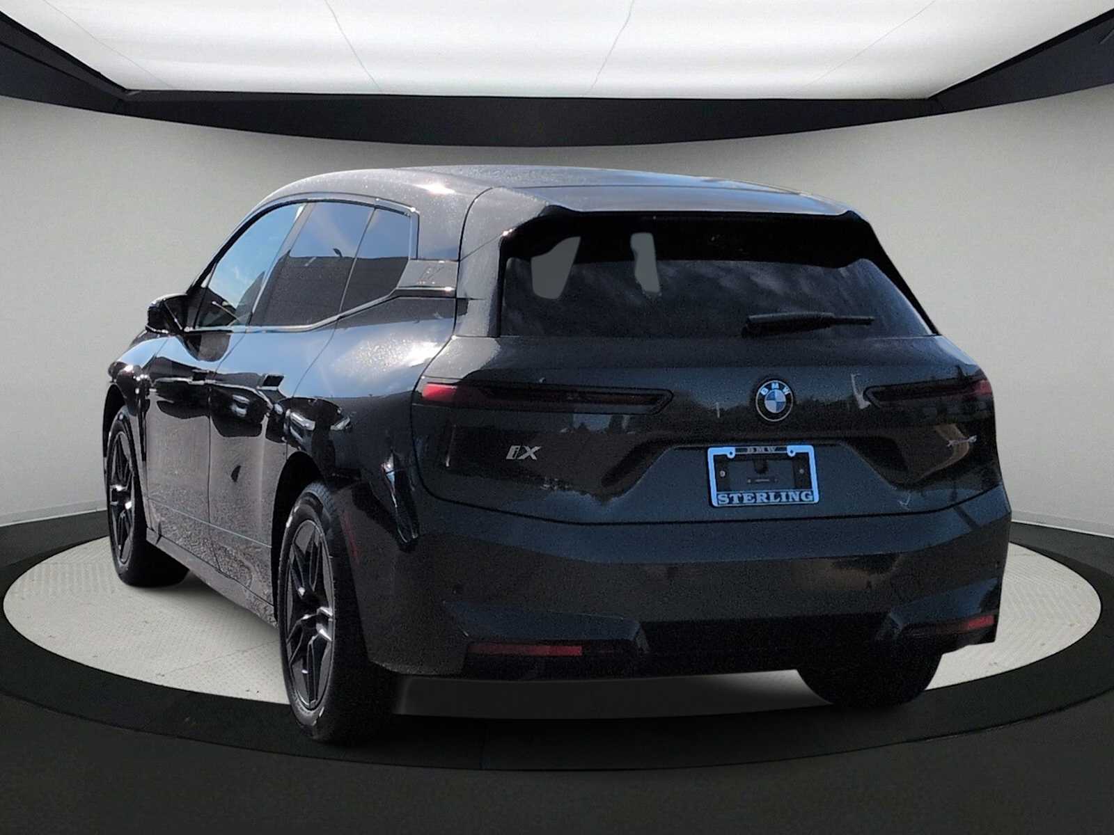 Thumbnail: 2026 BMW iX - 6