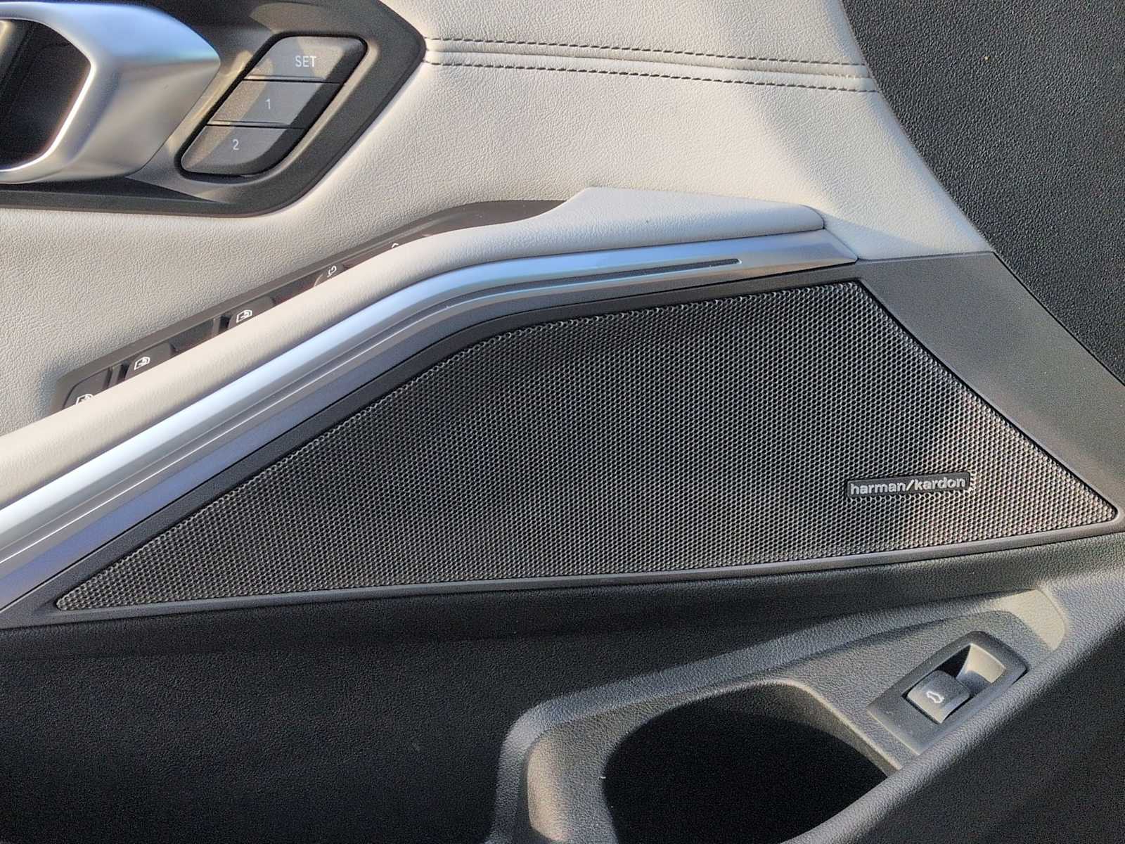 Thumbnail: 2023 BMW M3 - 31