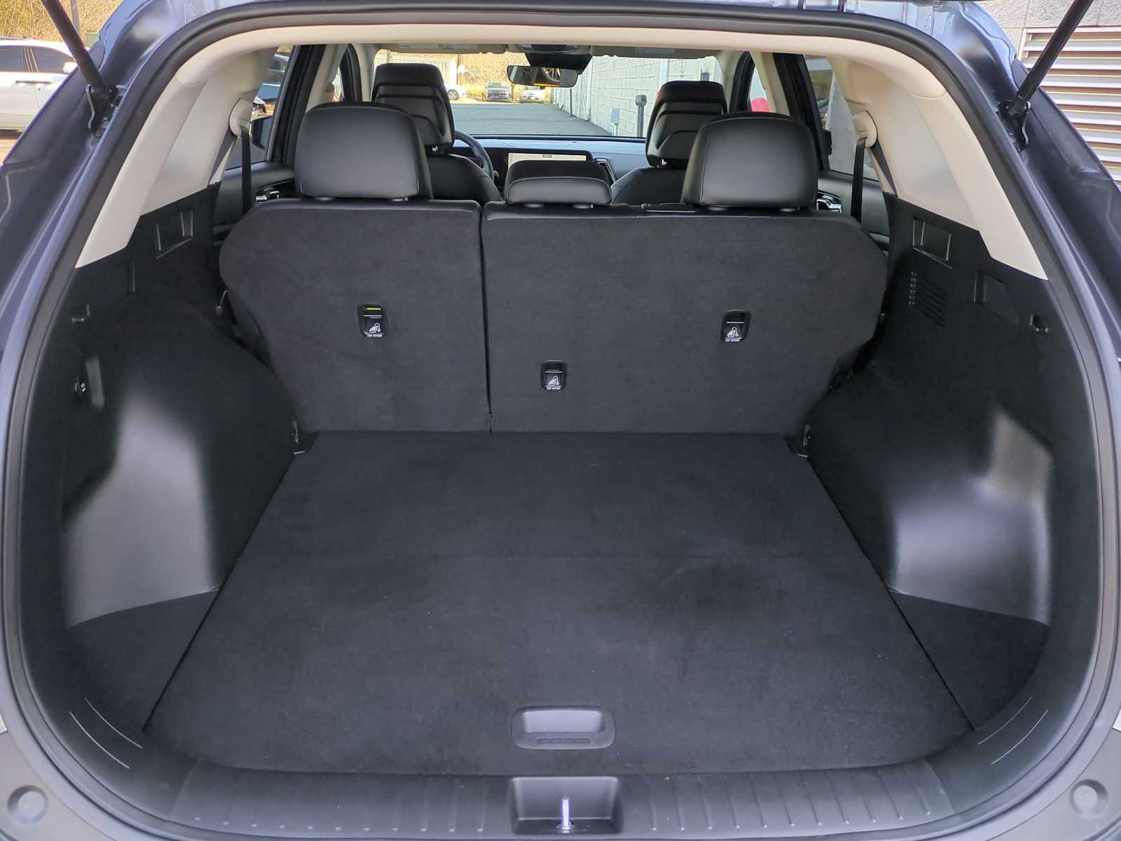 Thumbnail: 2023 Kia Sportage - 34