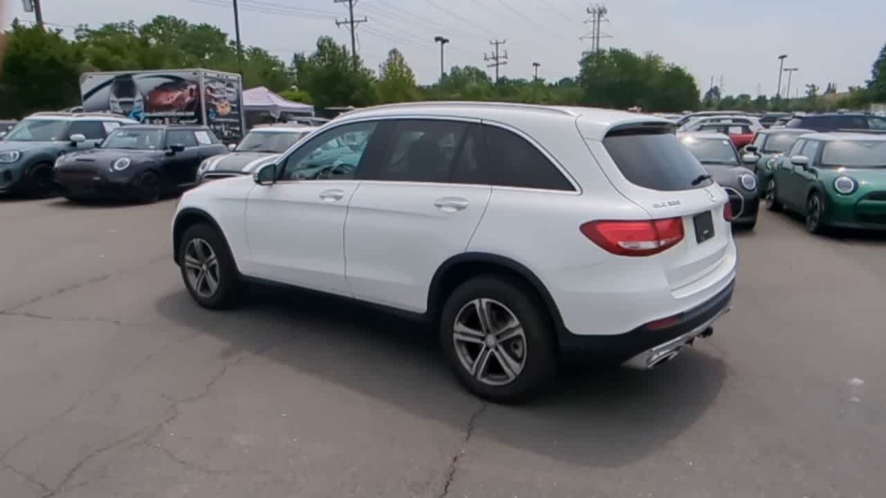 Thumbnail: 2017 Mercedes-Benz GLC - 8