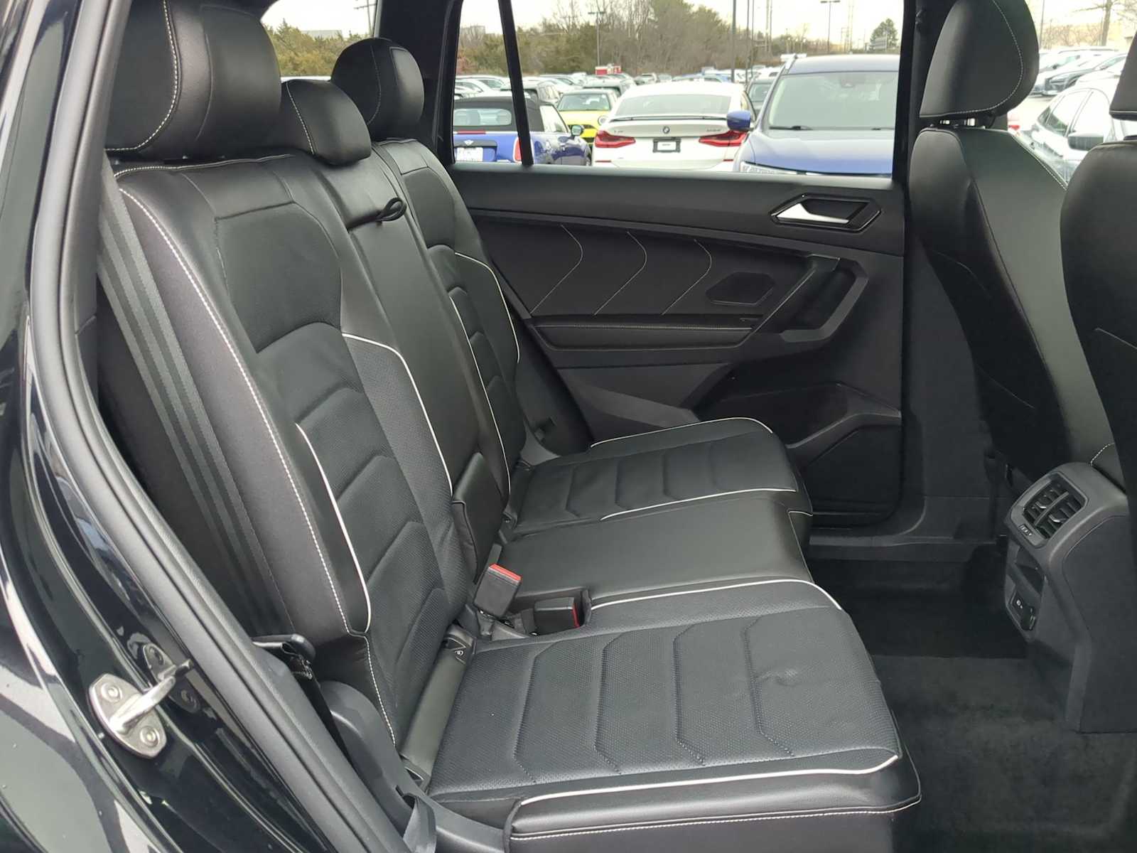 Thumbnail: 2024 Volkswagen Tiguan - 21