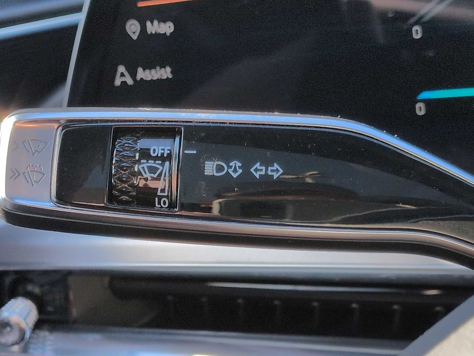 Thumbnail: 2024 Cadillac Lyriq - 29