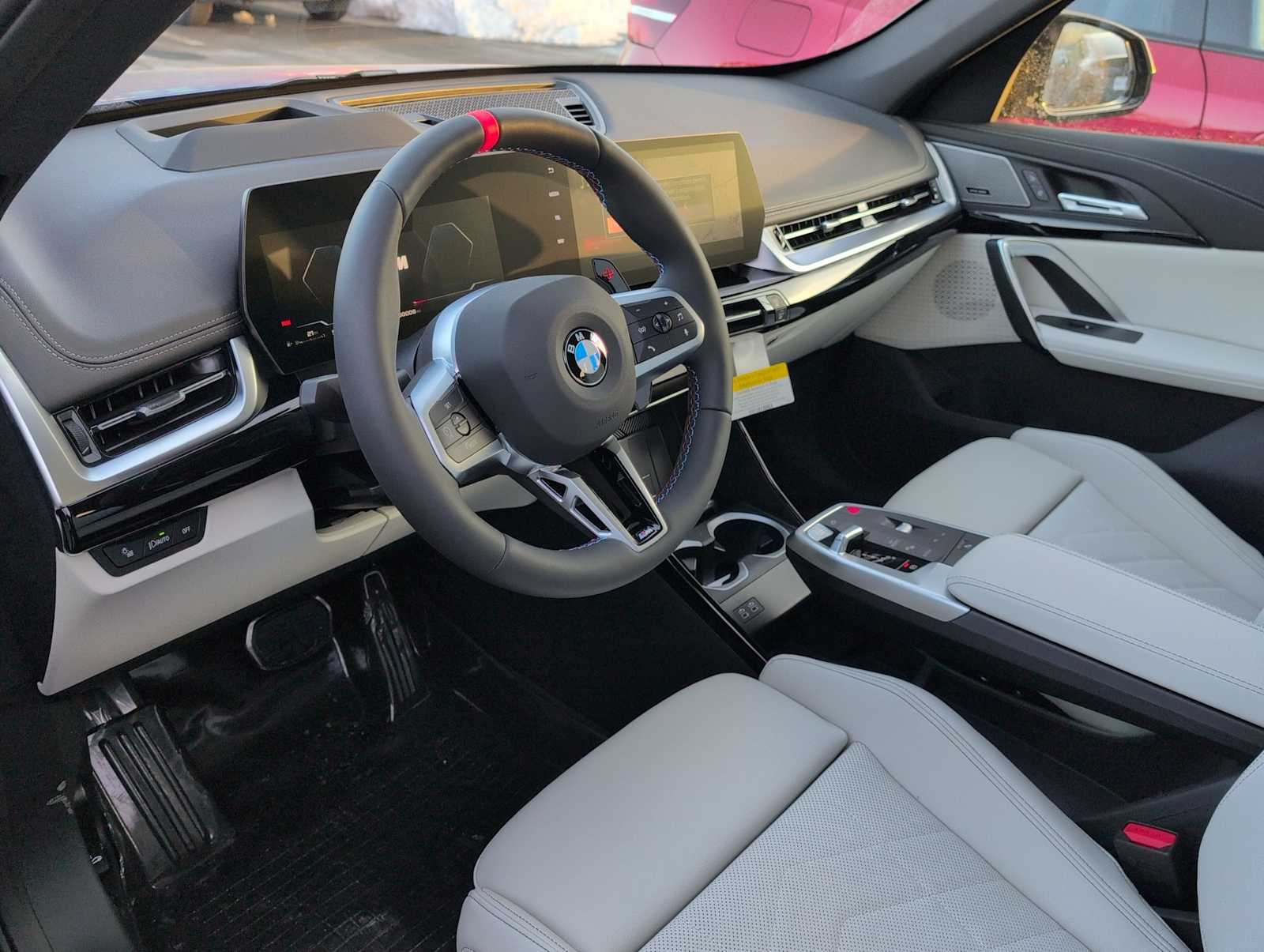 Thumbnail: 2026 BMW X1 - 10