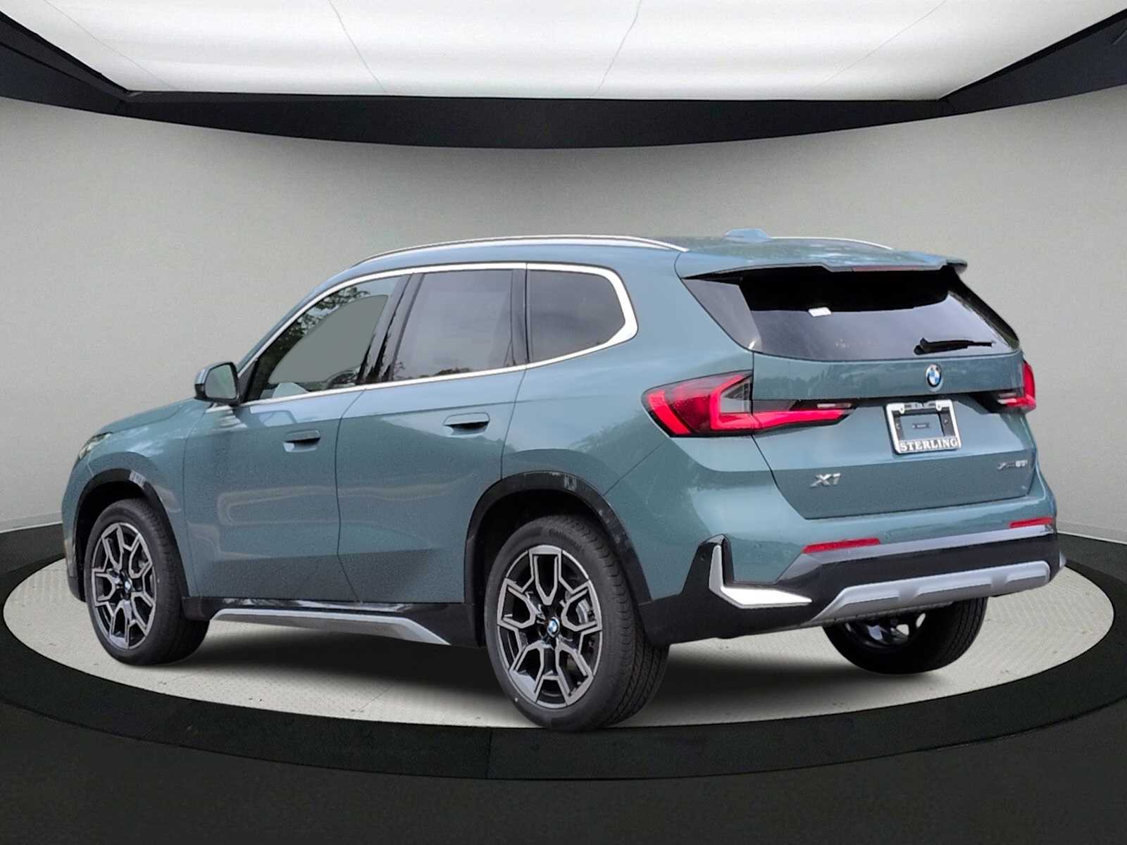 Thumbnail: 2026 BMW X1 - 6