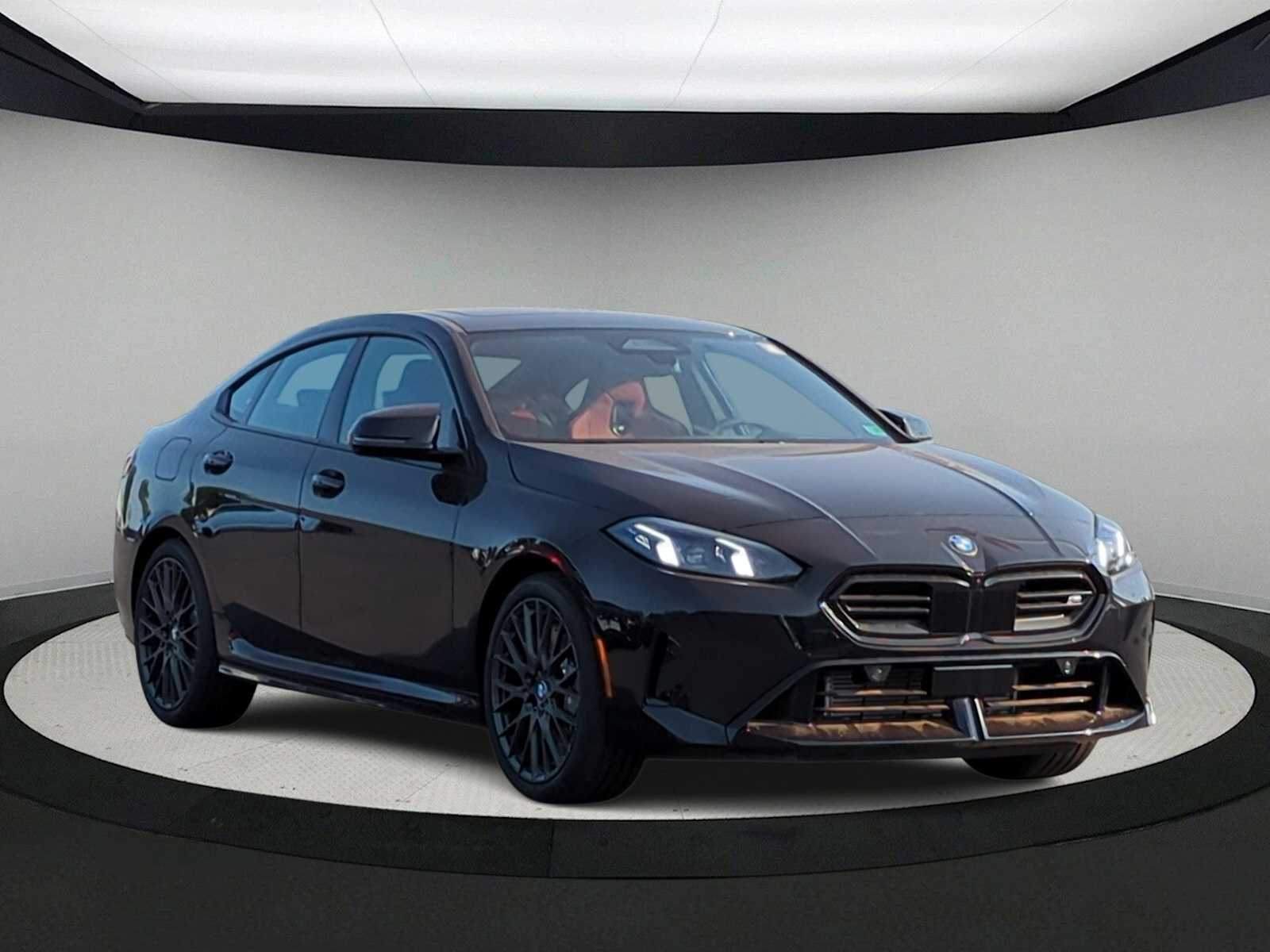 Thumbnail: 2025 BMW 2 Series - 2