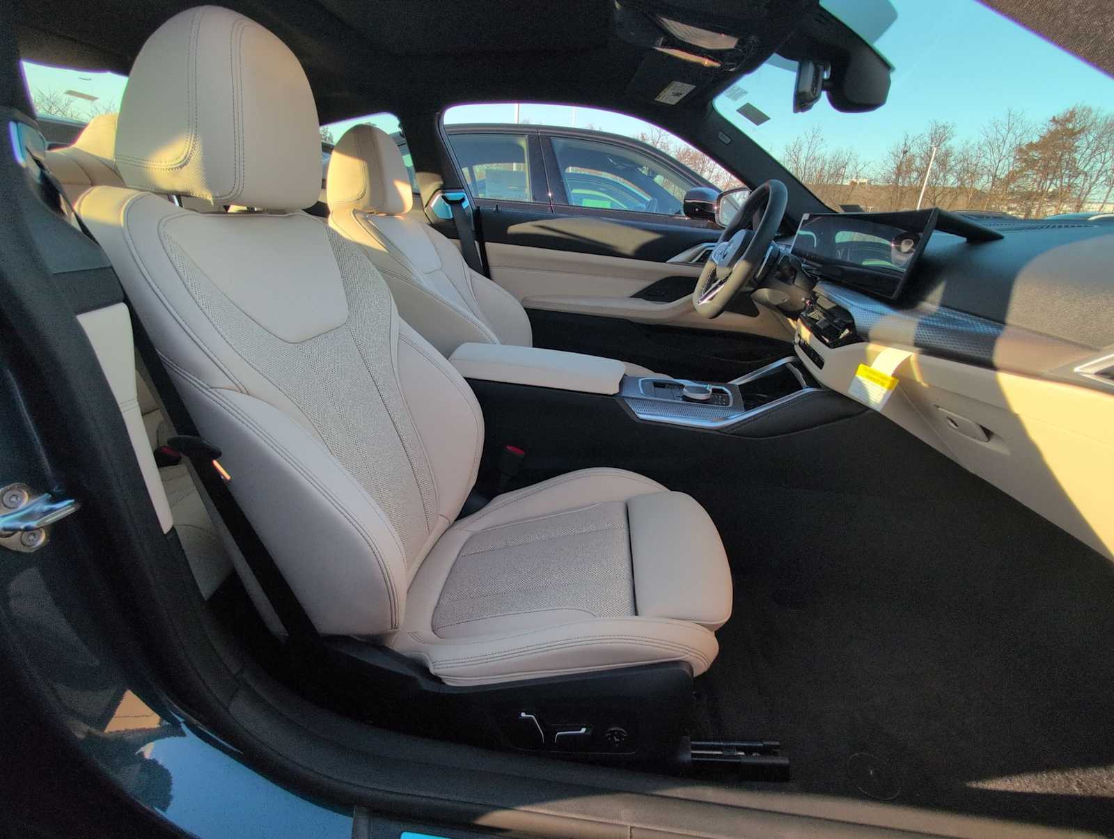 Thumbnail: 2026 BMW 4 Series - 21