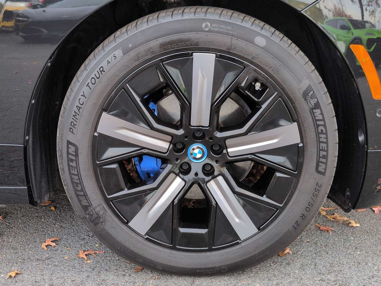 Thumbnail: 2025 BMW iX - 14