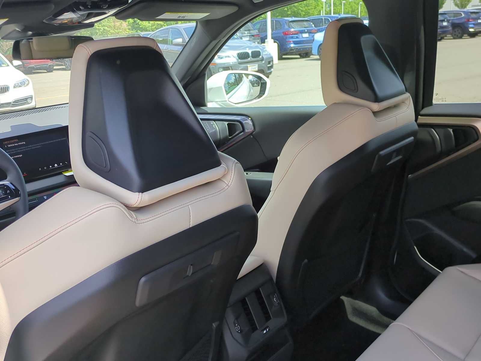 Thumbnail: 2025 BMW X3 - 17