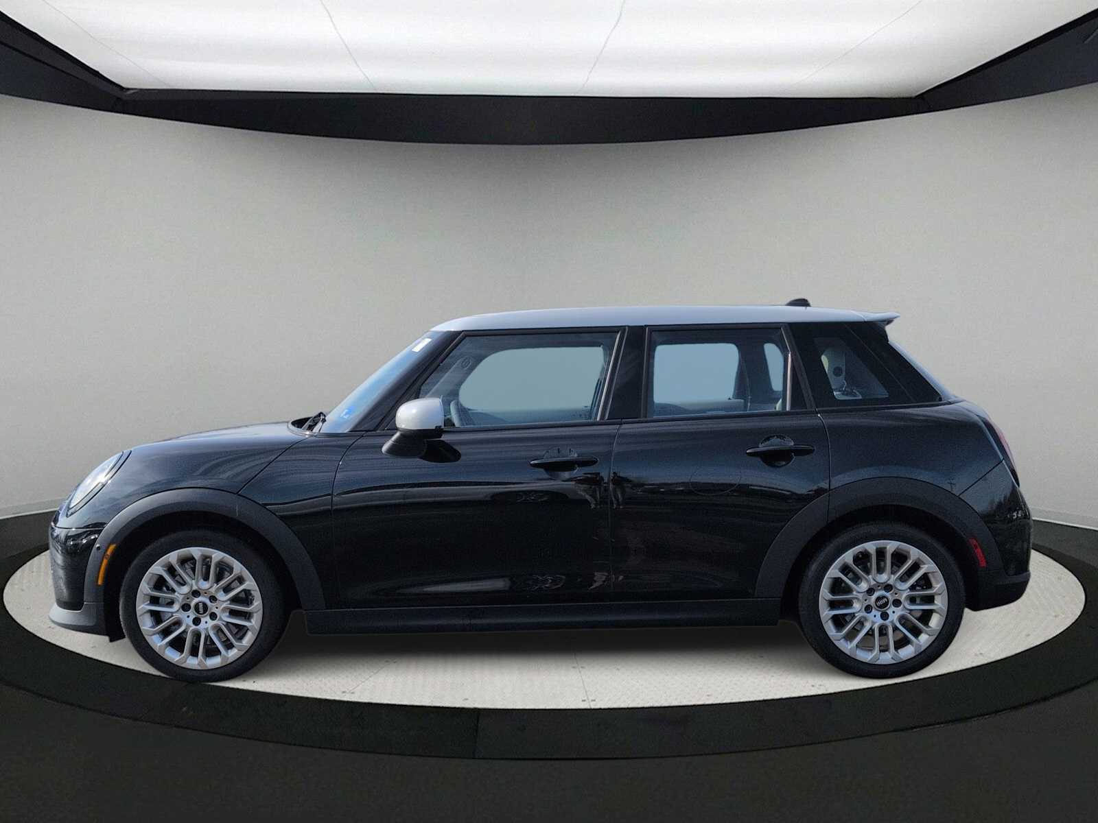 Thumbnail: 2025 MINI Cooper Hardtop - 5