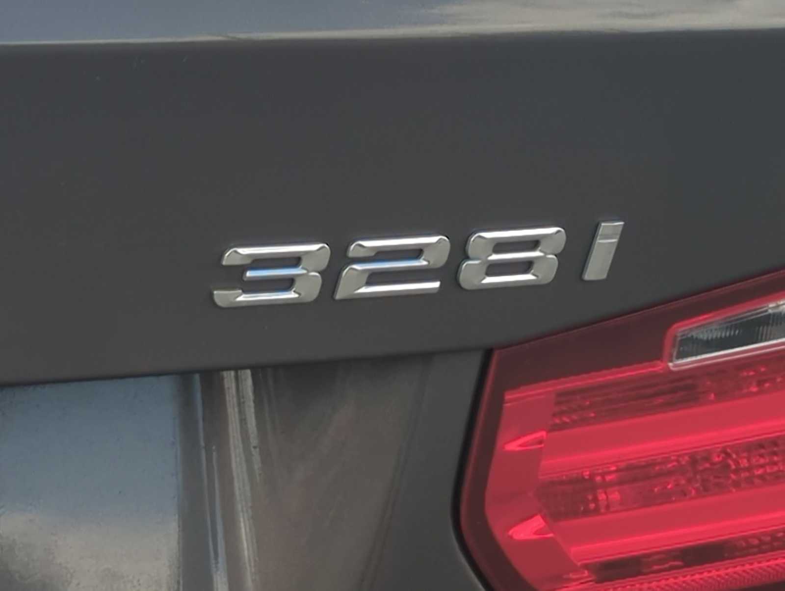 Thumbnail: 2015 BMW 3 Series - 13