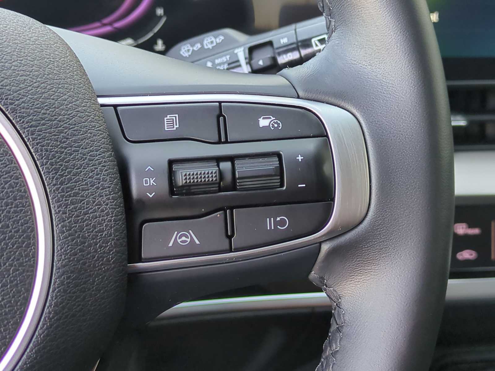 Thumbnail: 2023 Kia Sportage - 25