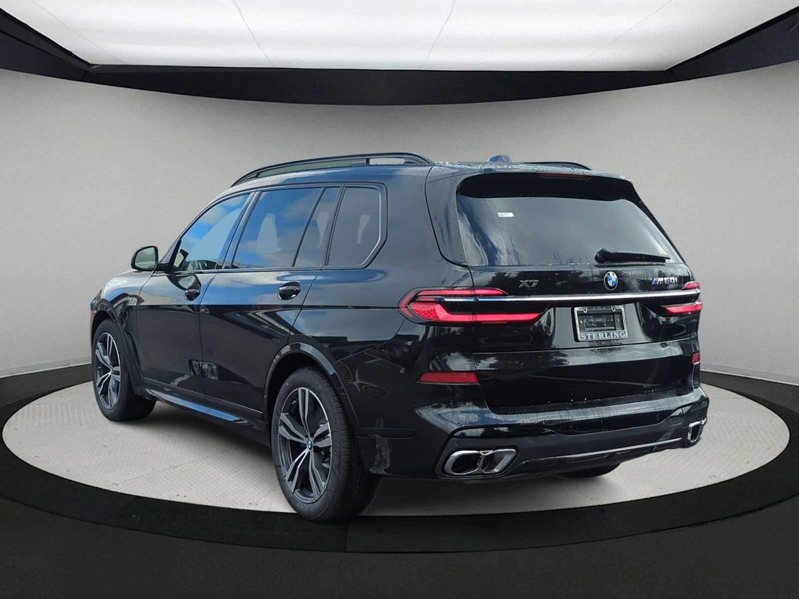 Thumbnail: 2026 BMW X7 - 6