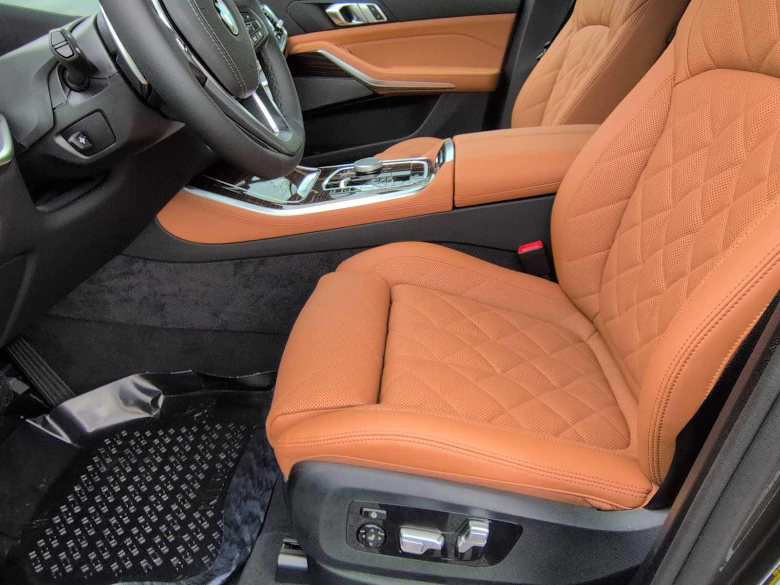 Thumbnail: 2026 BMW X5 - 17