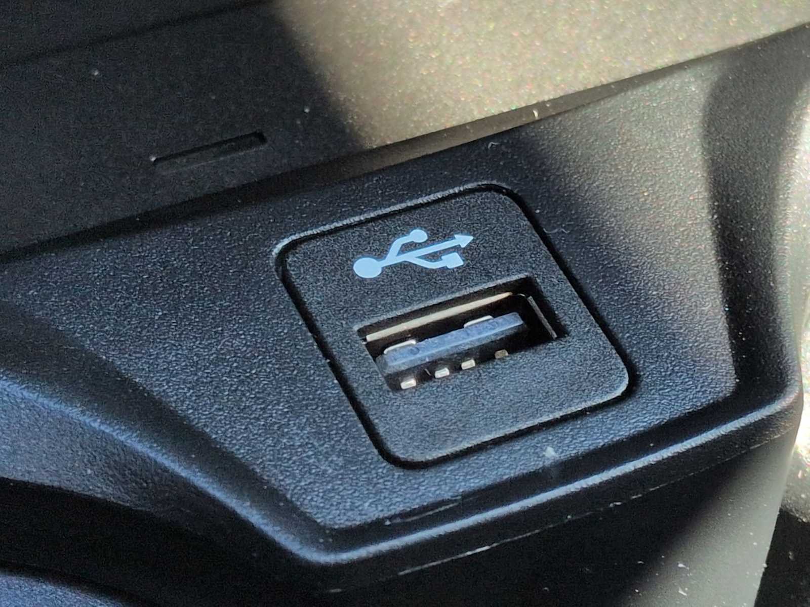 Thumbnail: 2026 BMW i4 - 33