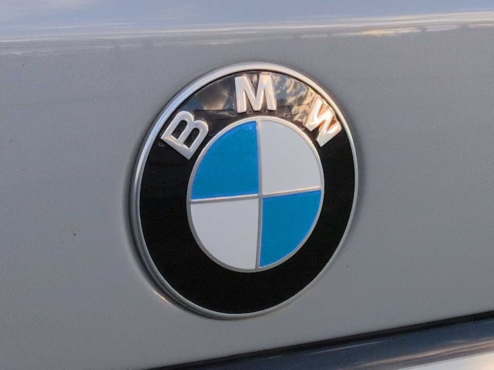 Thumbnail: 2023 BMW X7 - 12