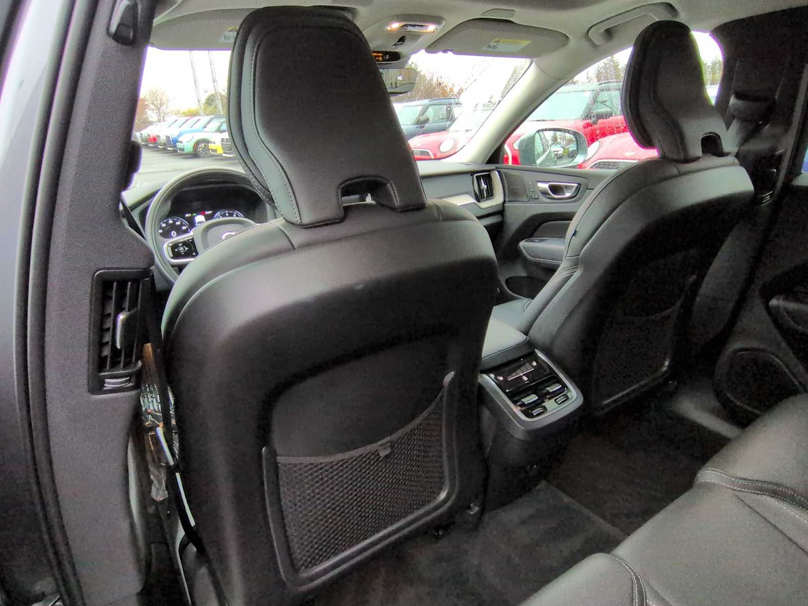 Thumbnail: 2021 Volvo XC60 - 19