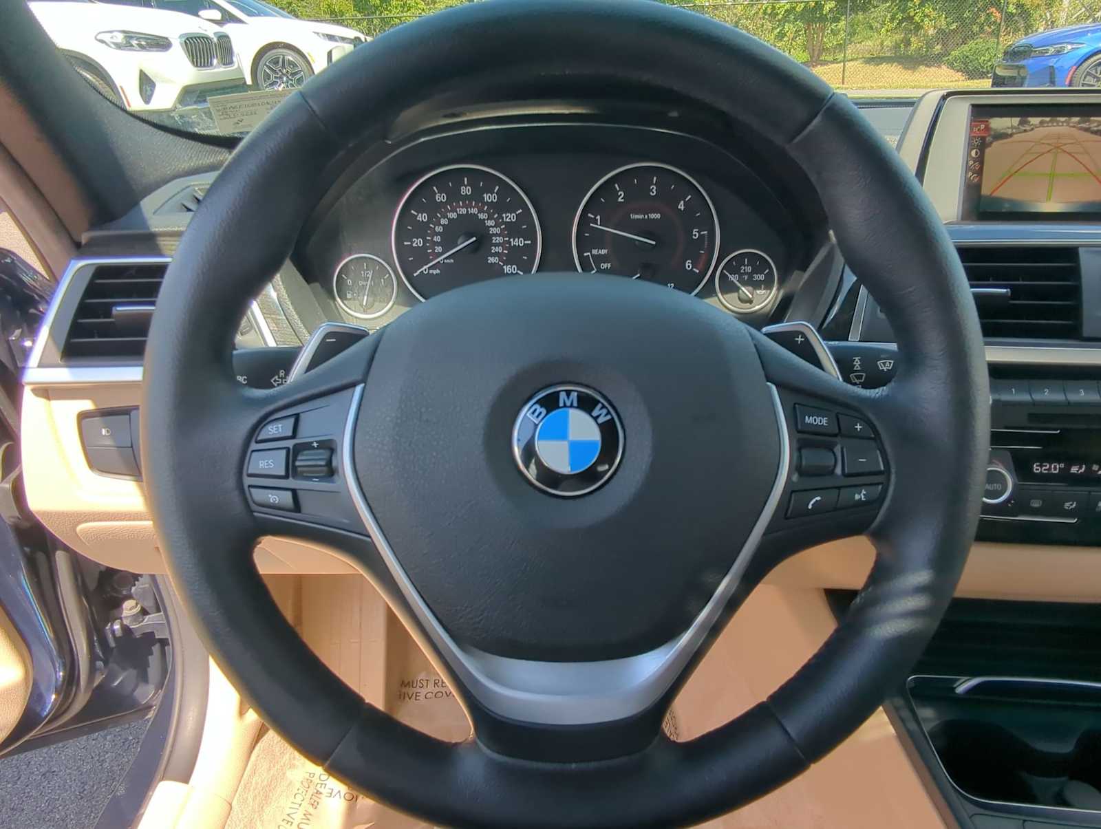 Thumbnail: 2016 BMW 3 Series - 24