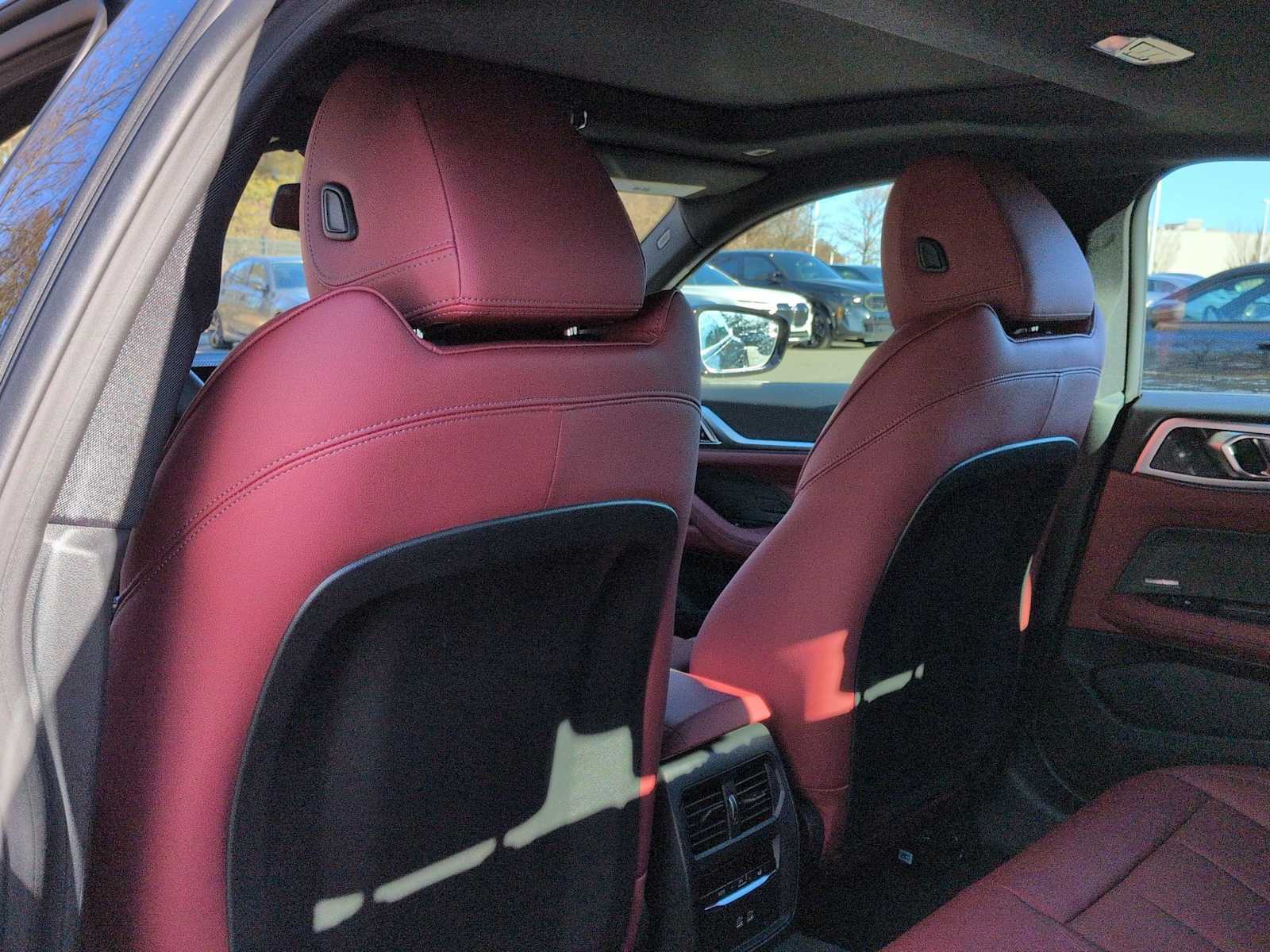 Thumbnail: 2026 BMW i4 - 19