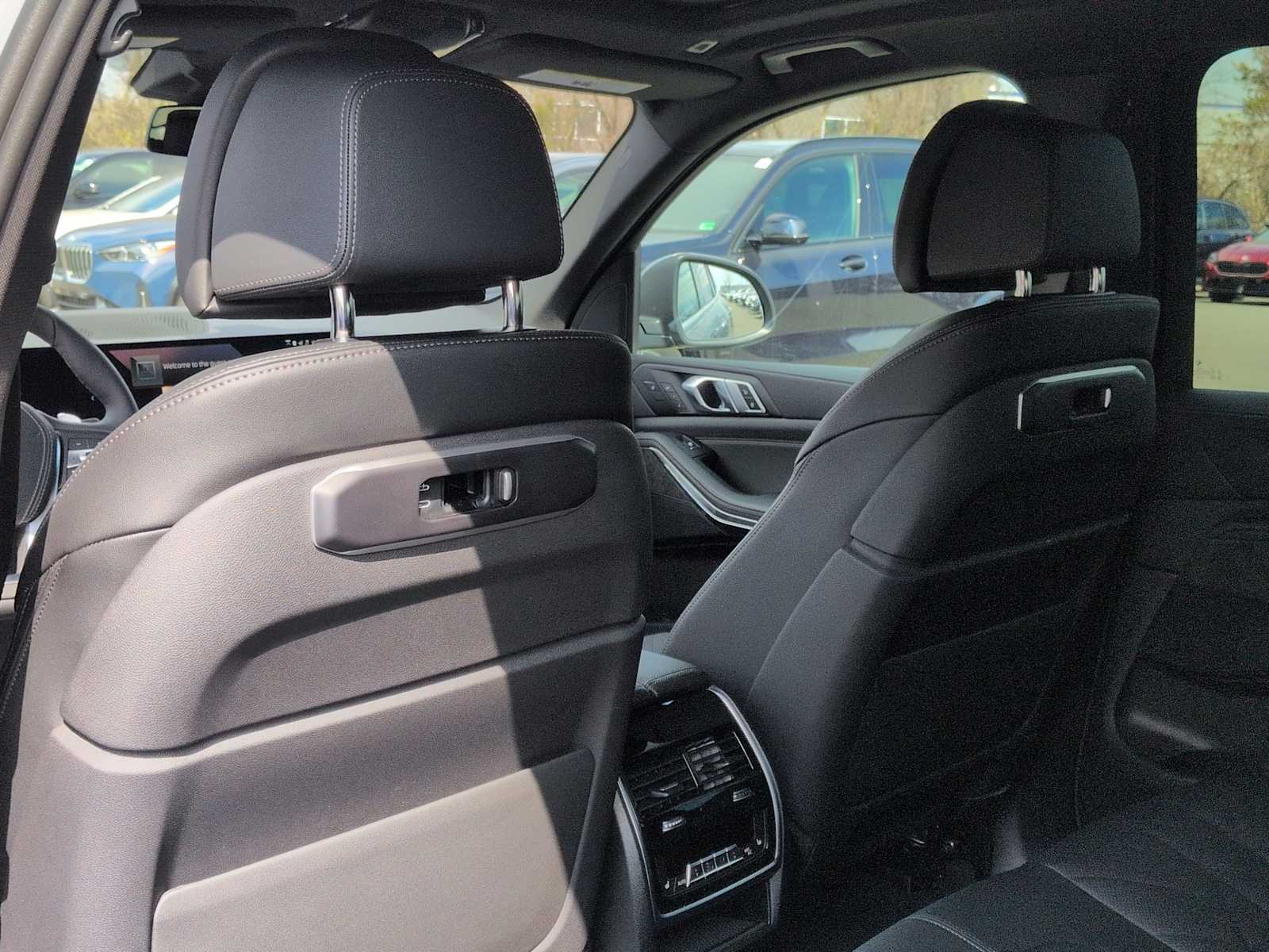 Thumbnail: 2026 BMW X5 - 19