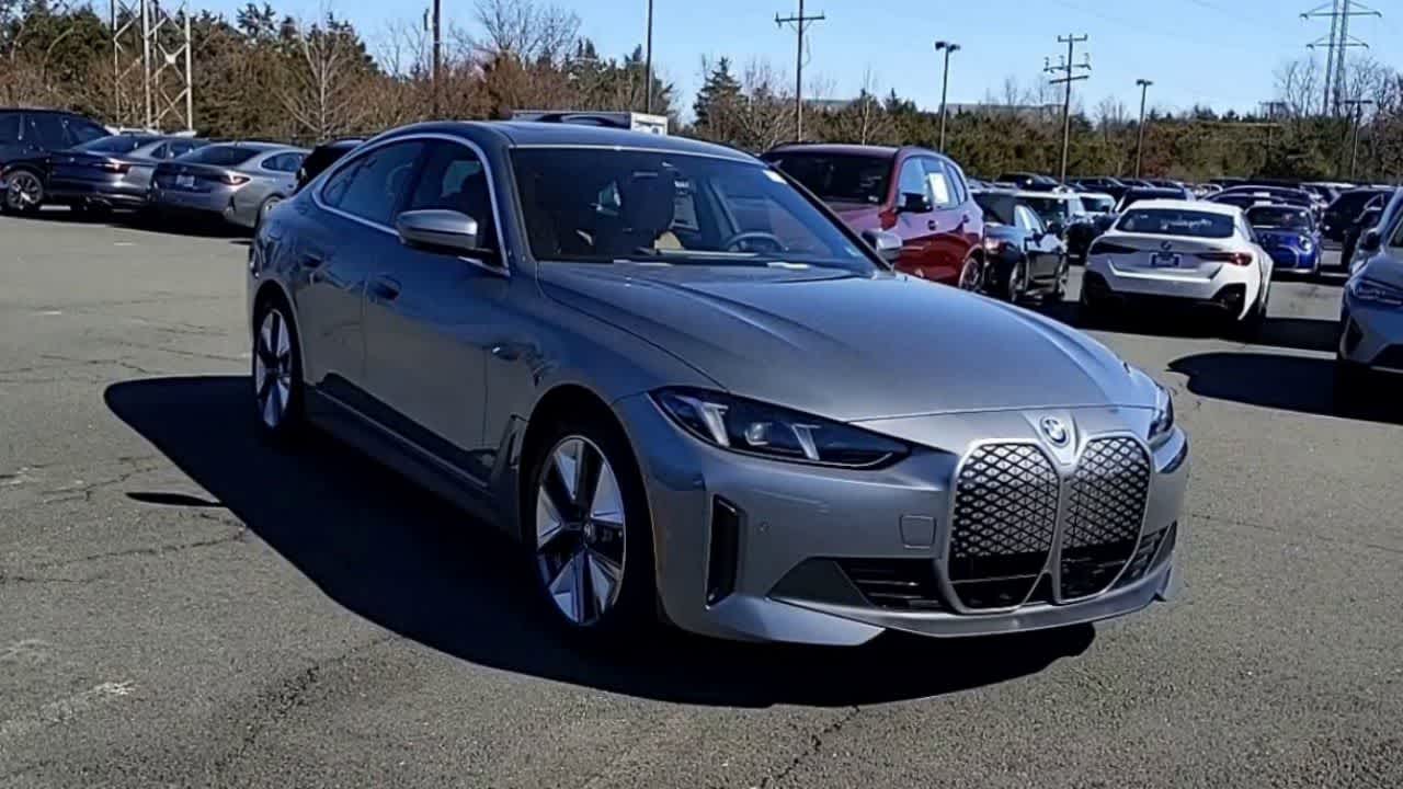 Thumbnail: 2025 BMW i4 - 2
