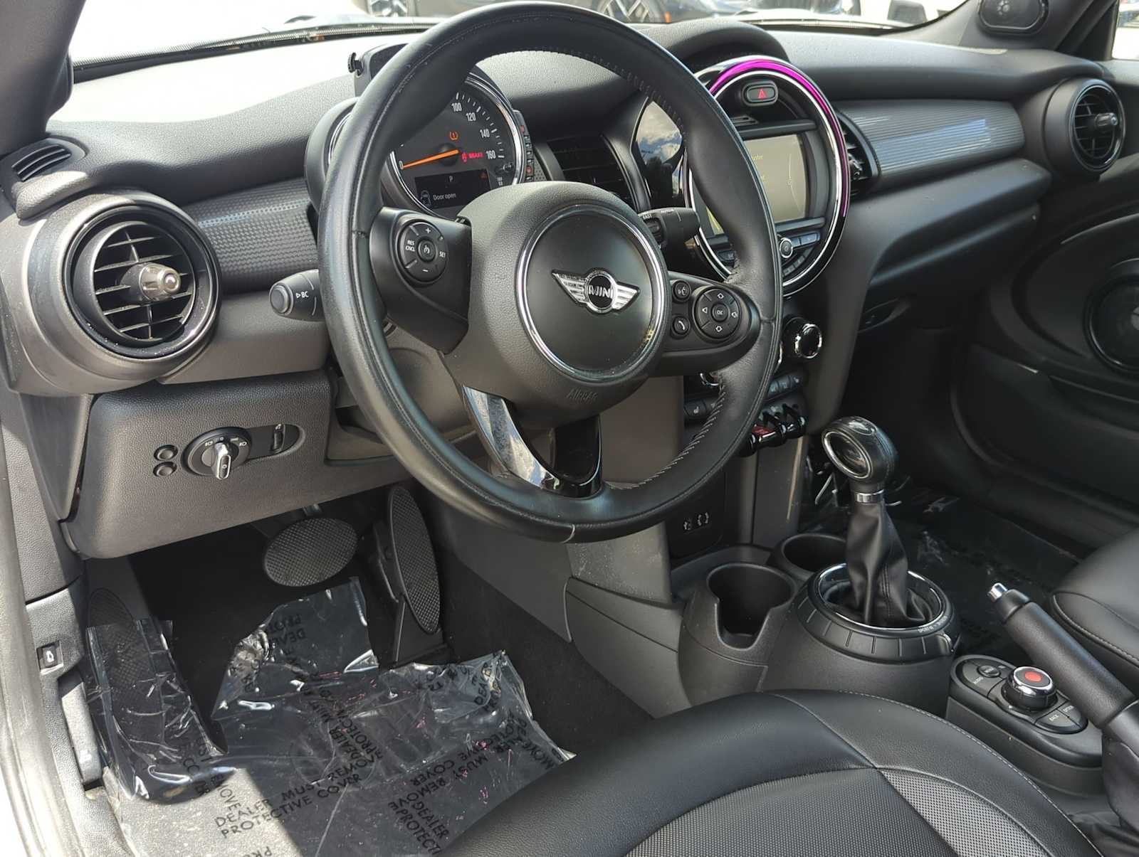Thumbnail: 2016 MINI Cooper Convertible - 16