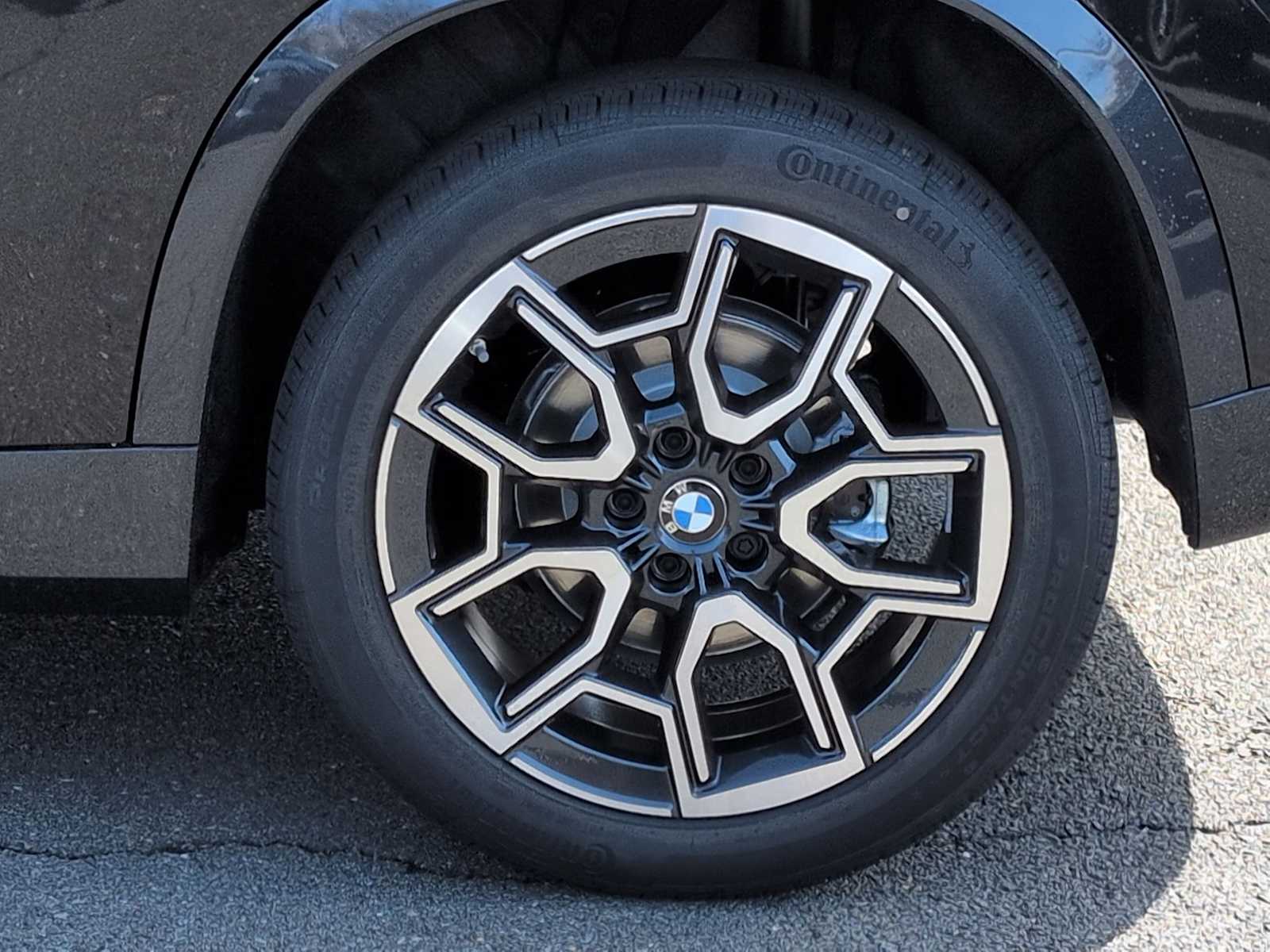 Thumbnail: 2026 BMW X1 - 14