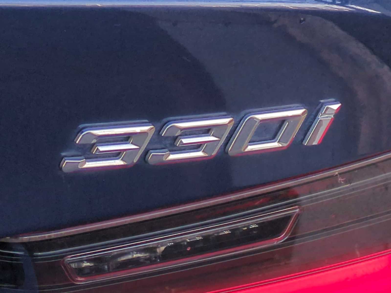 Thumbnail: 2022 BMW 3 Series - 12