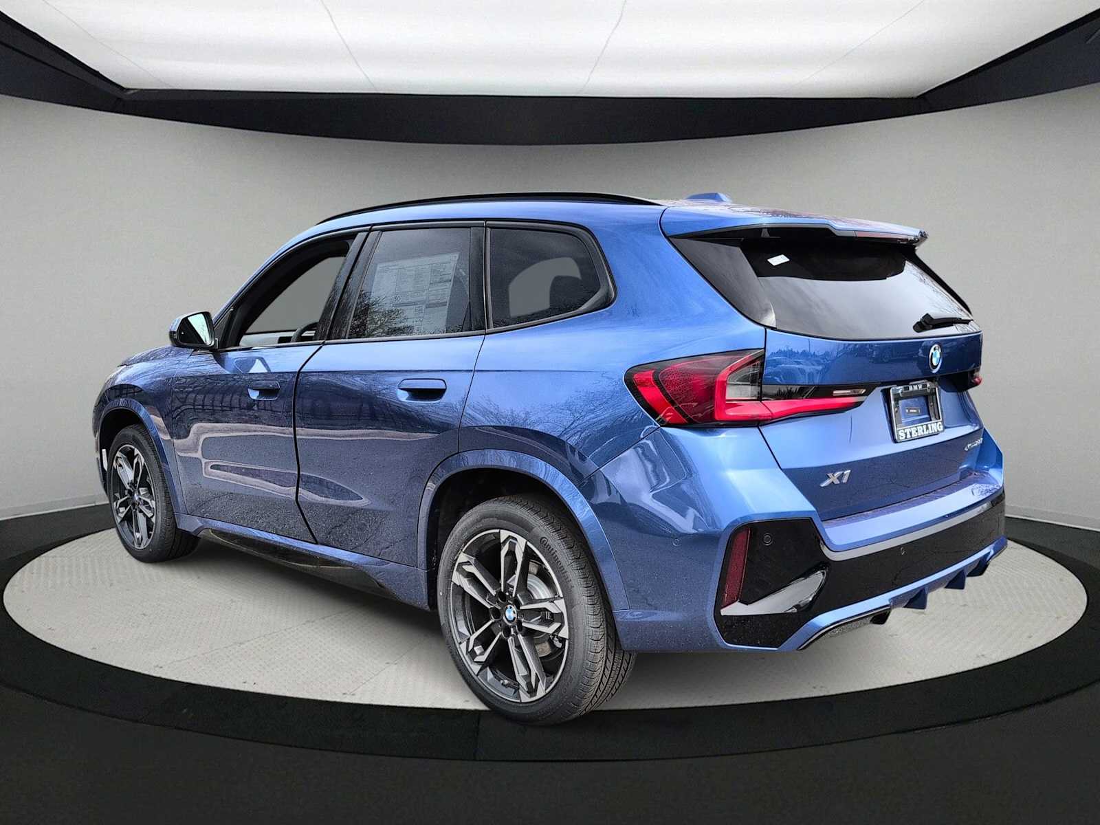 Thumbnail: 2026 BMW X1 - 6