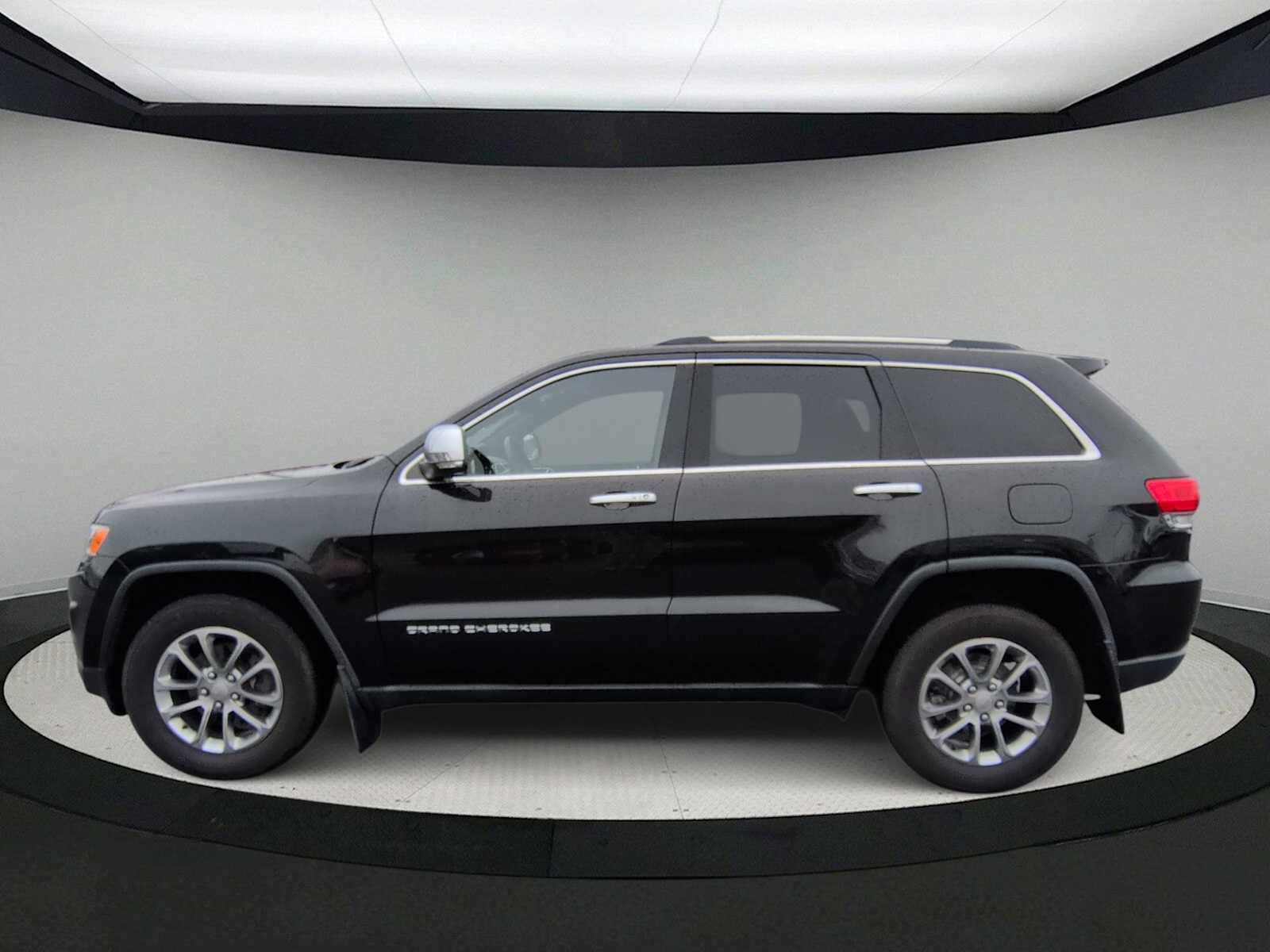 Thumbnail: 2015 Jeep Grand Cherokee - 5