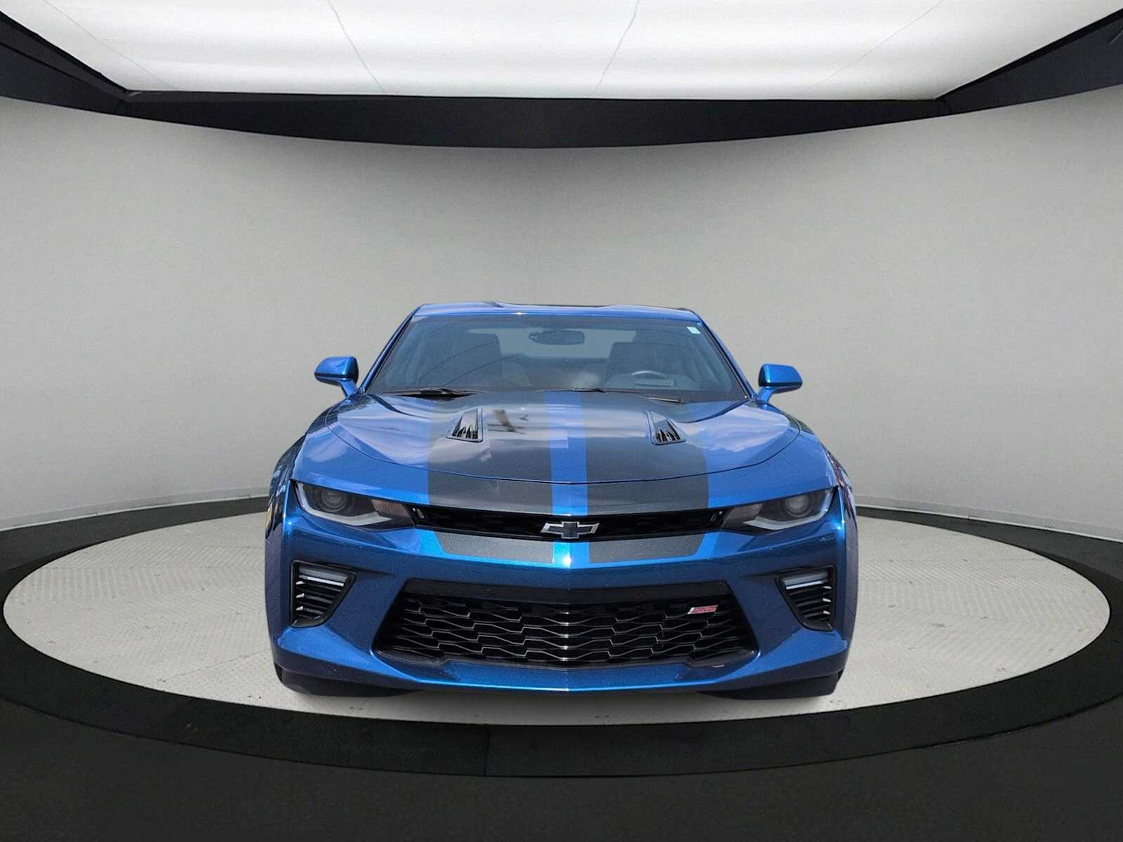 Thumbnail: 2016 Chevrolet Camaro - 3