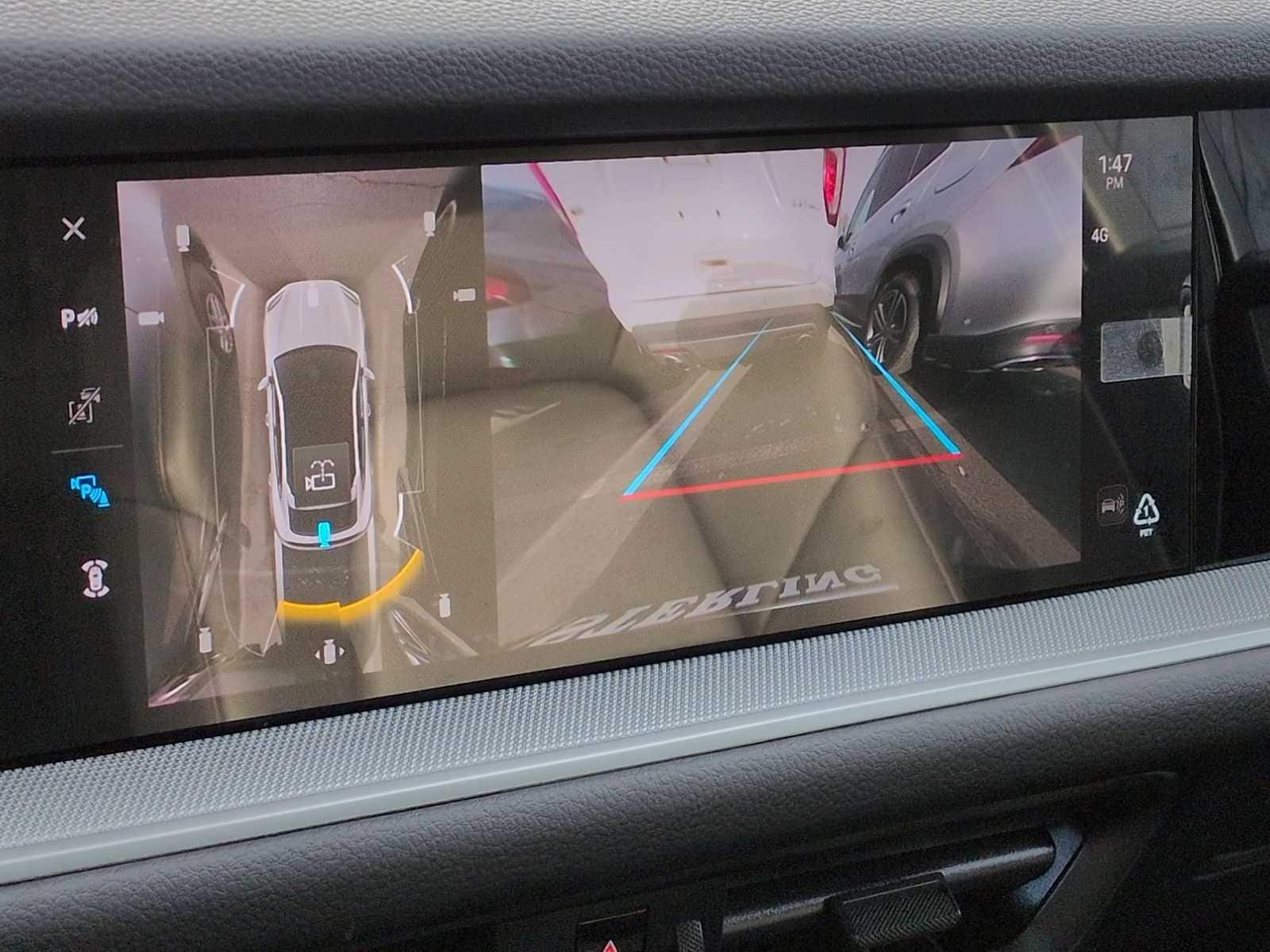 Thumbnail: 2025 Porsche  - 31