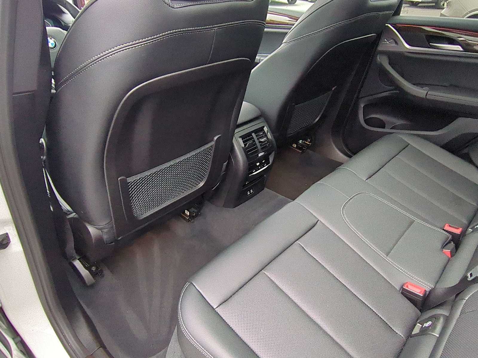 Thumbnail: 2023 BMW X3 - 18