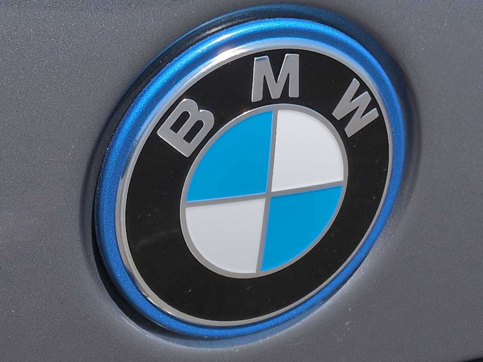 Thumbnail: 2026 BMW X5 - 12