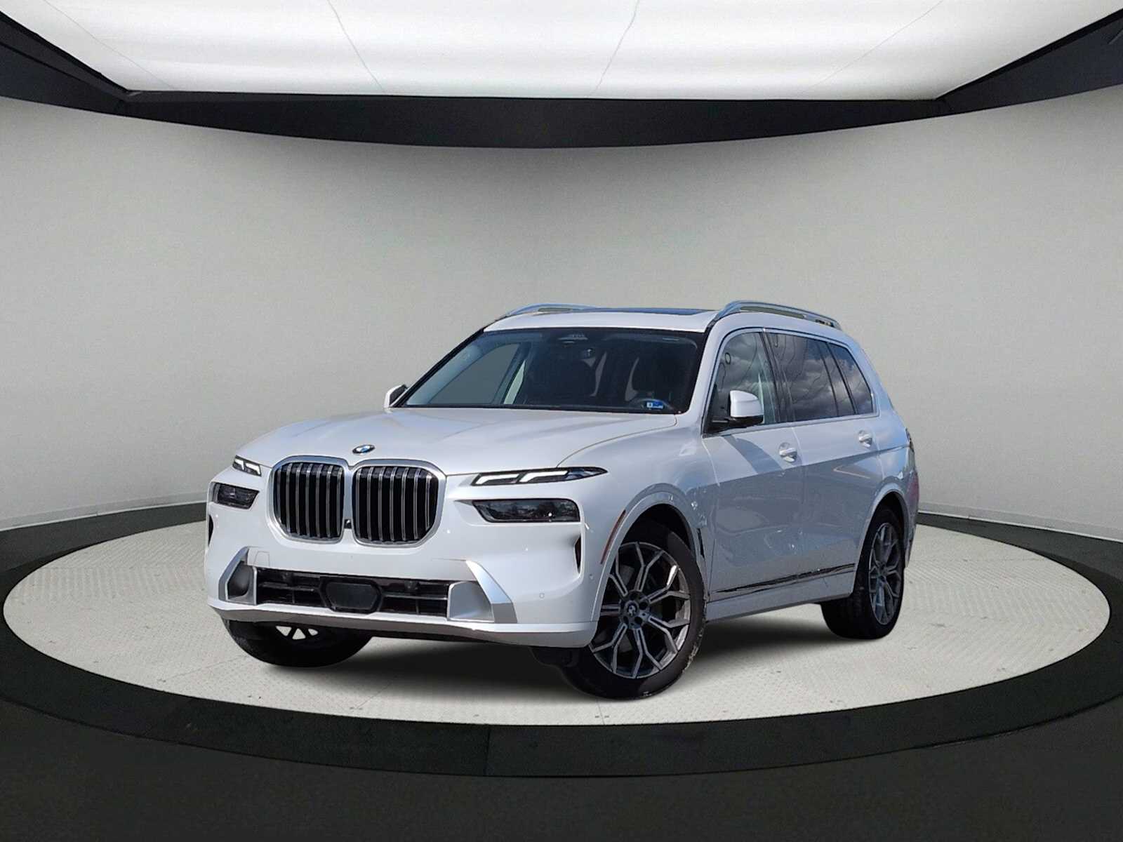 2026 BMW X7 40i