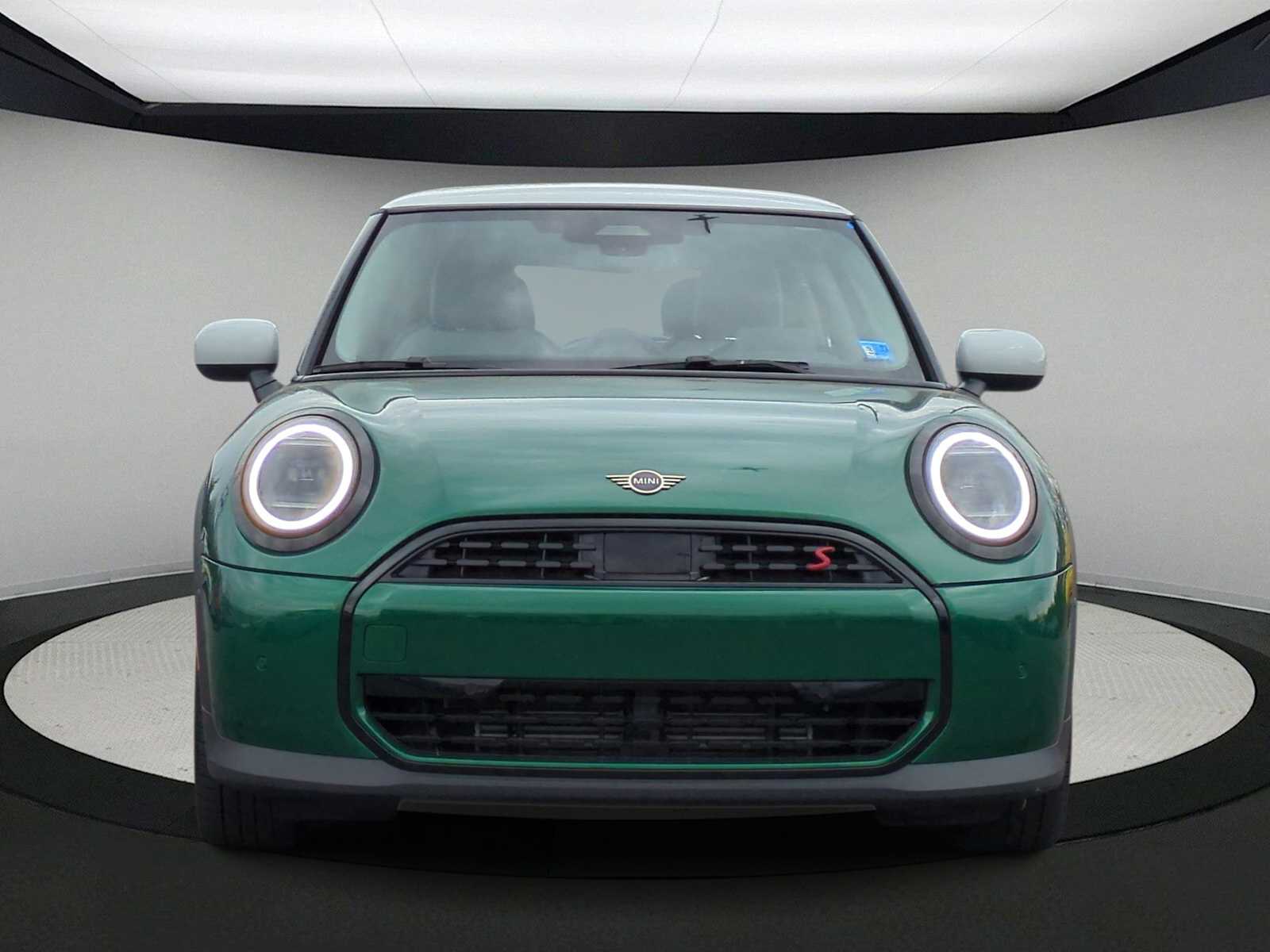Thumbnail: 2025 MINI Cooper Hardtop - 3