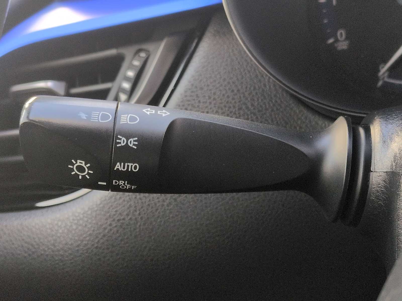 Thumbnail: 2020 Toyota C-HR - 27