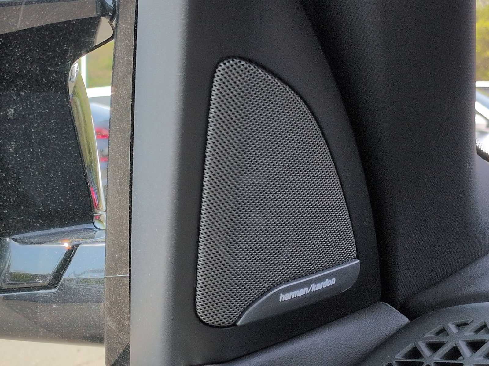 Thumbnail: 2026 BMW X5 - 33