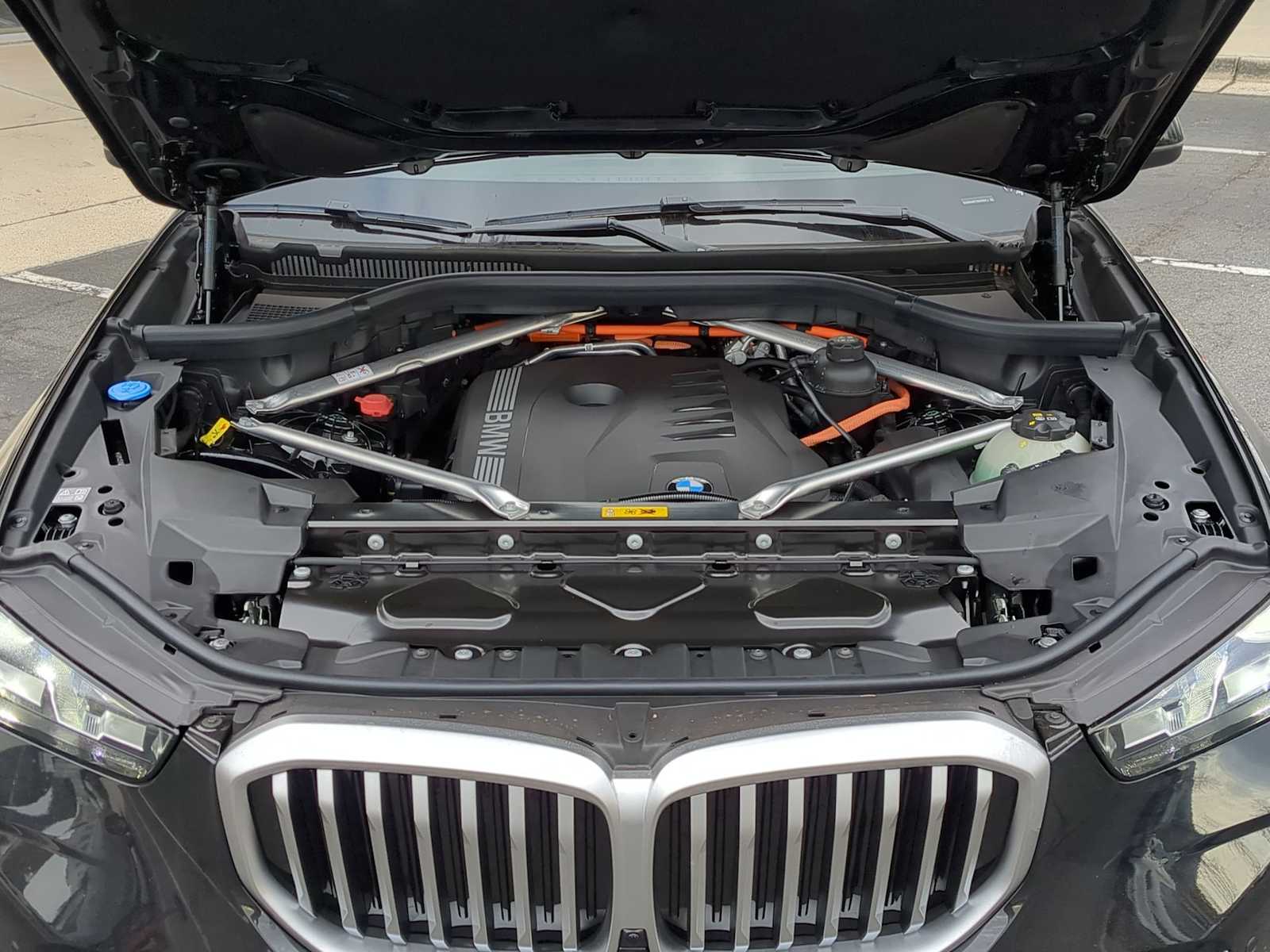 Thumbnail: 2026 BMW X5 - 15