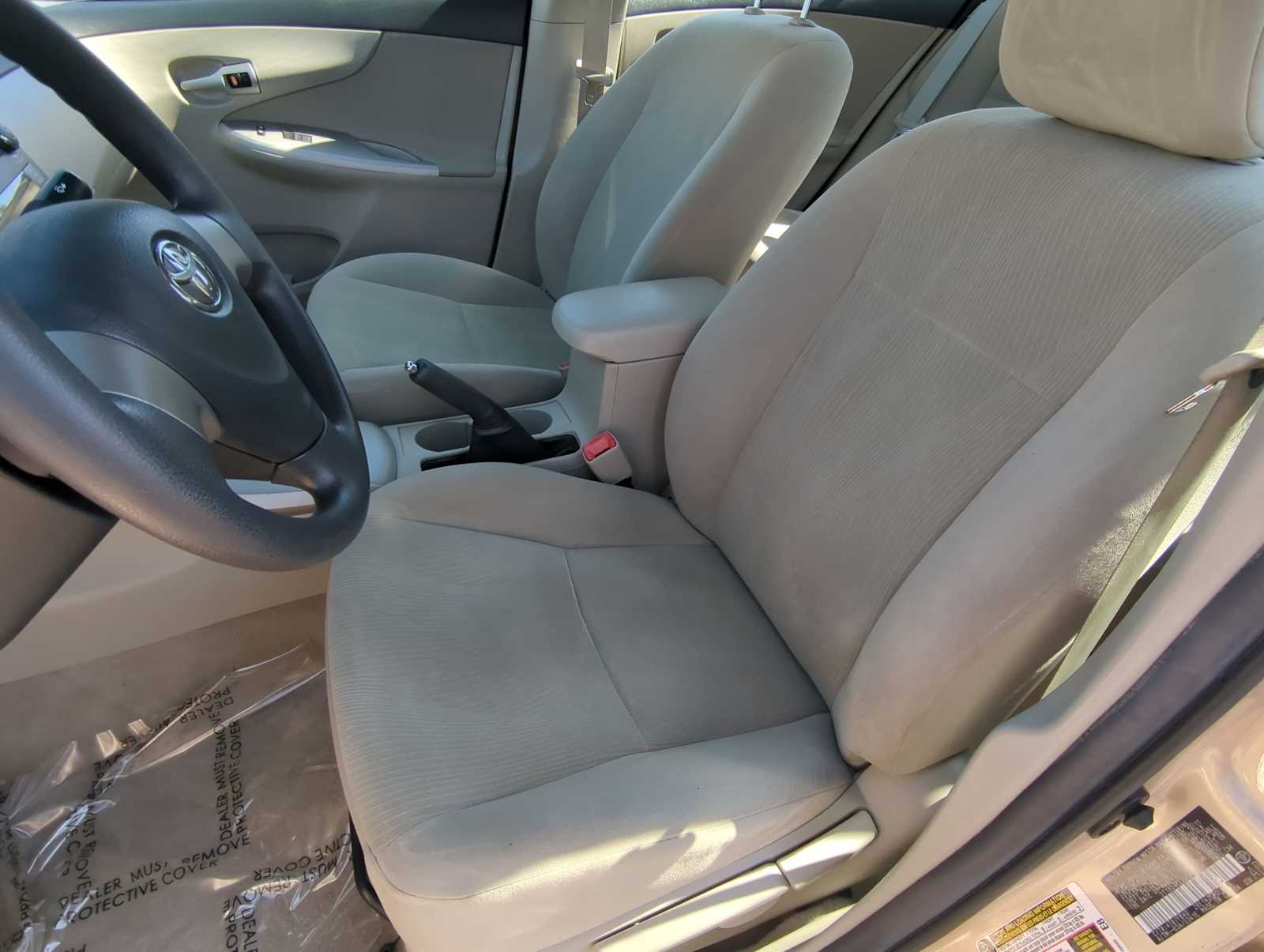 Thumbnail: 2011 Toyota Corolla - 17