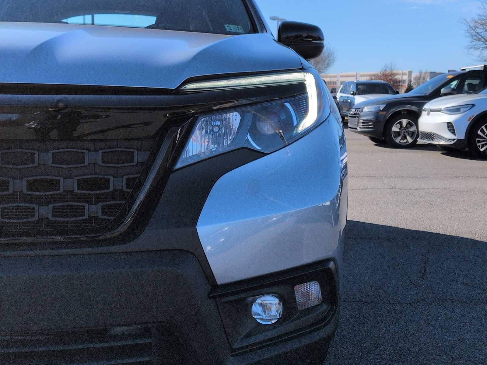 Thumbnail: 2020 Honda Passport - 11