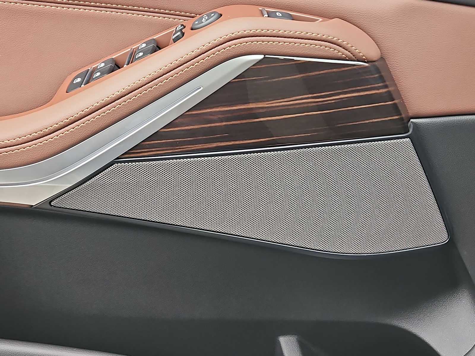 Thumbnail: 2026 BMW X5 - 30