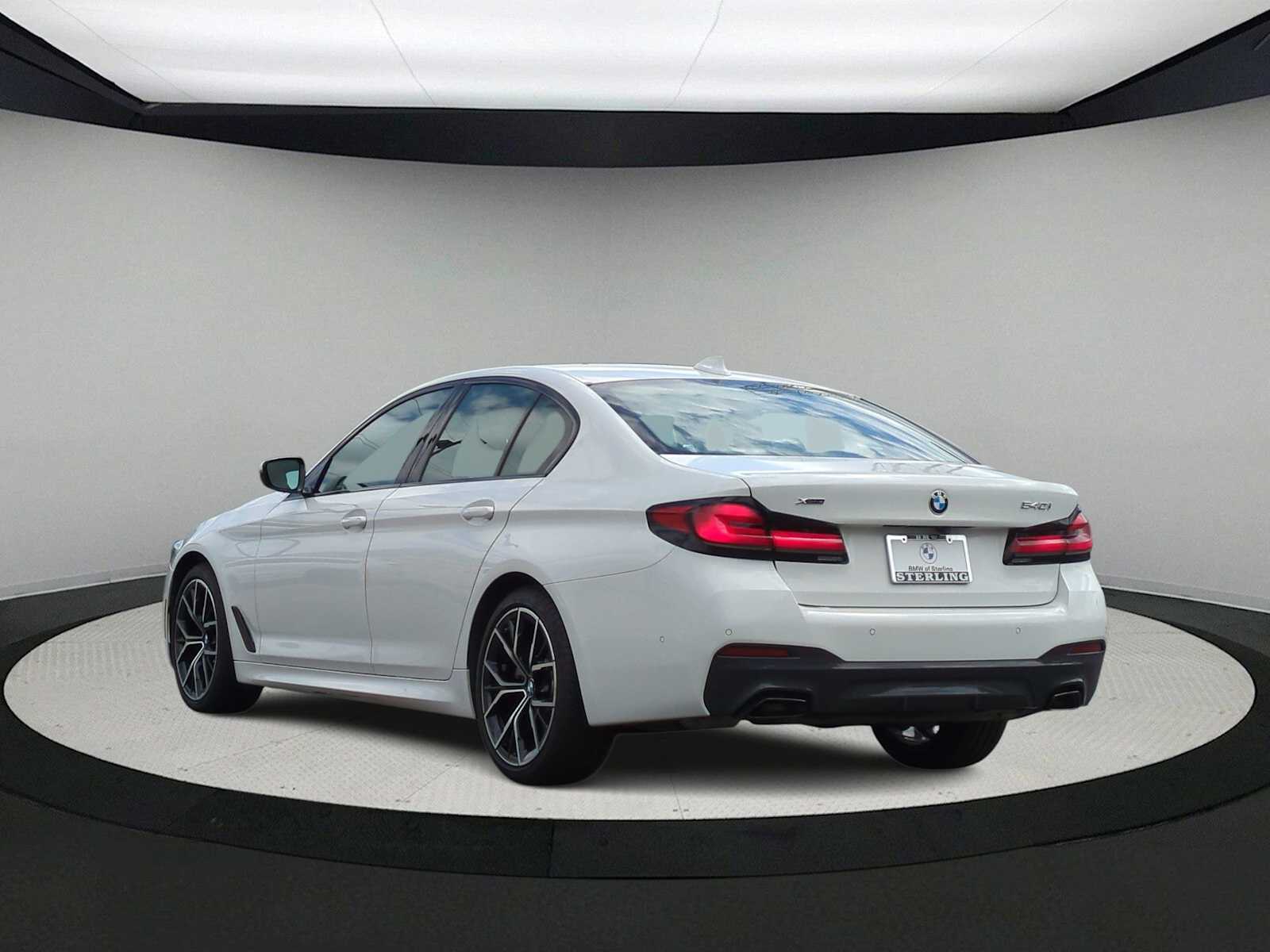 Thumbnail: 2022 BMW 5 Series - 6