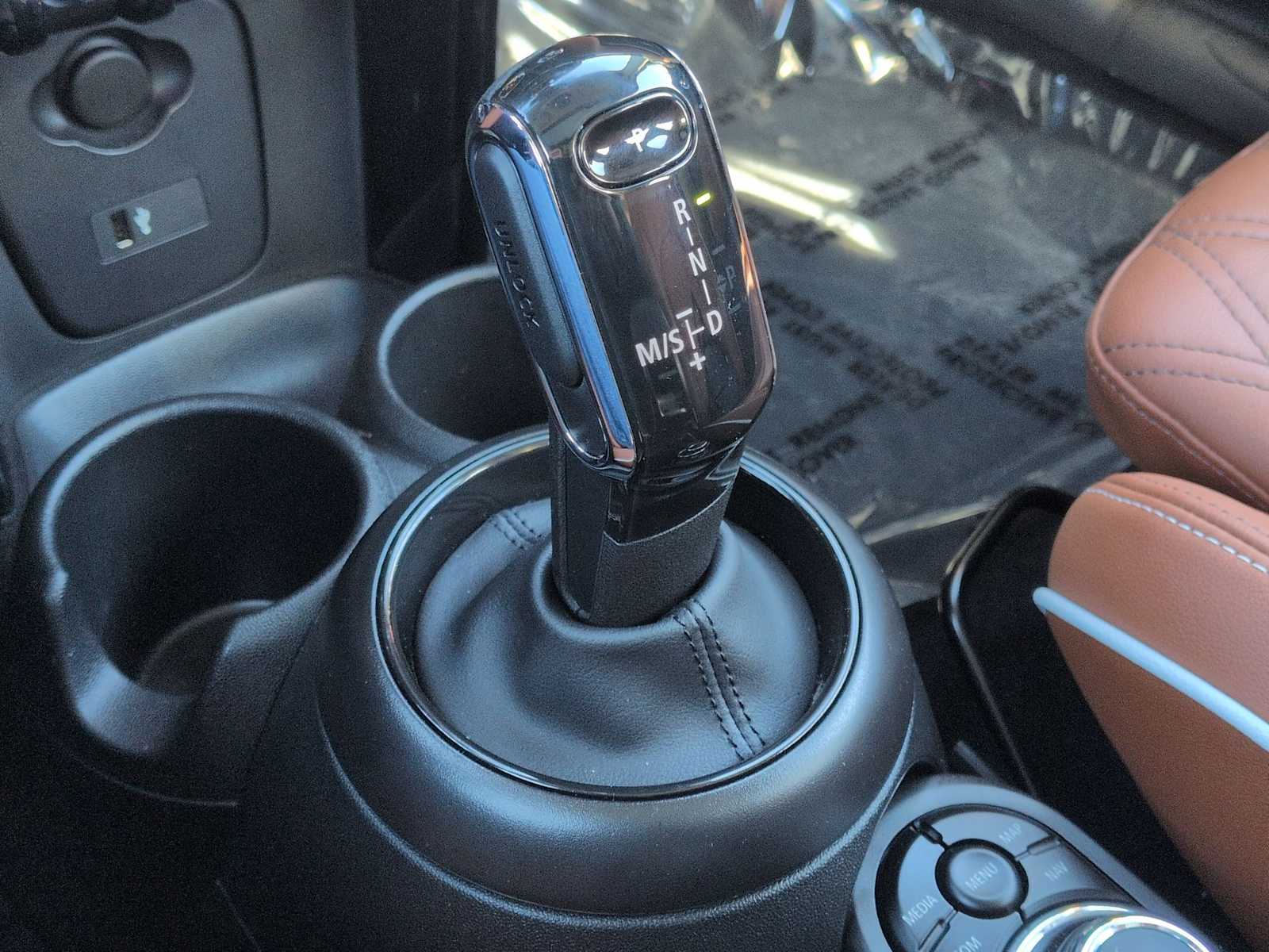 Thumbnail: 2023 MINI Cooper Hardtop - 34