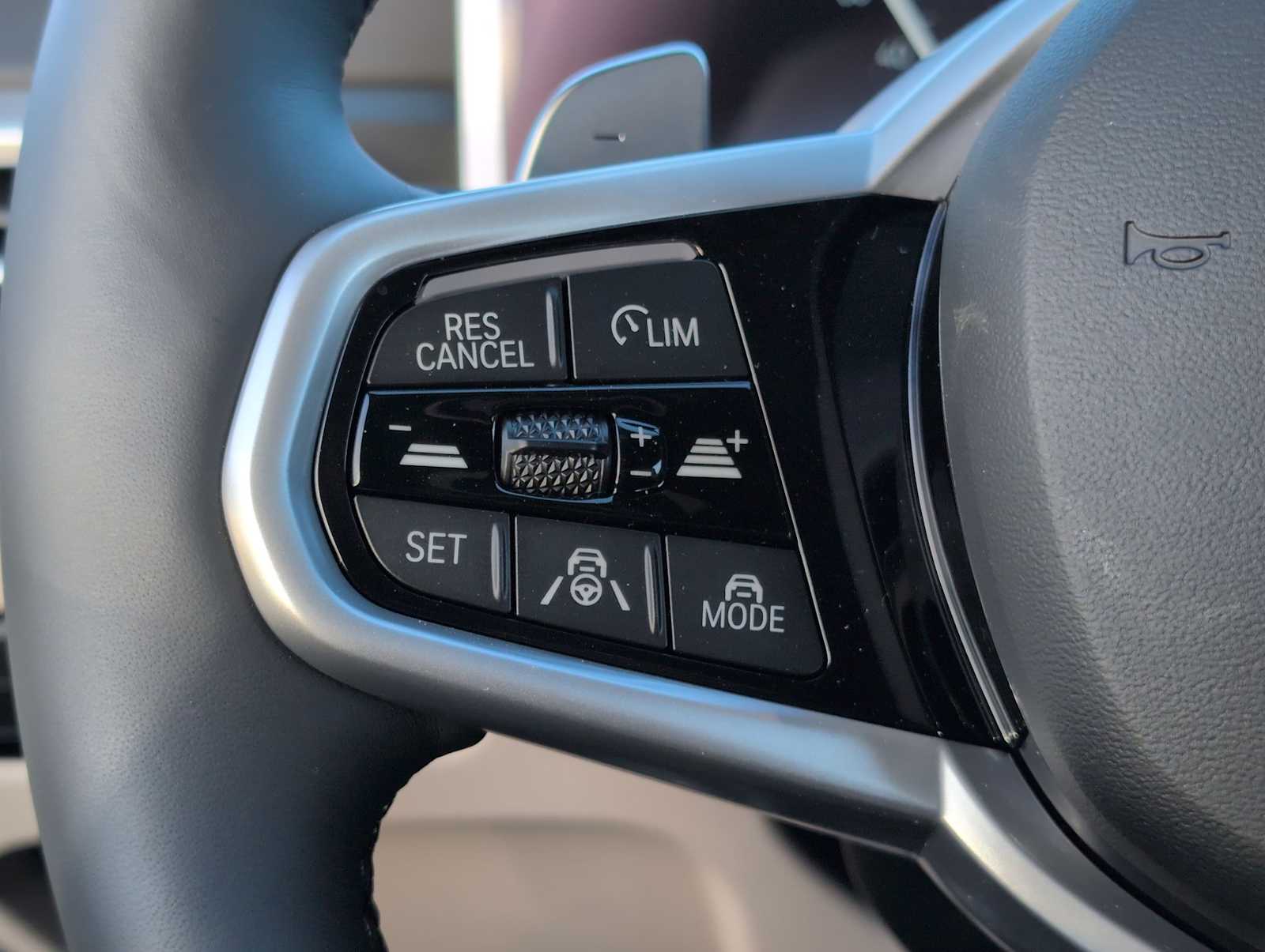 Thumbnail: 2026 BMW 4 Series - 24