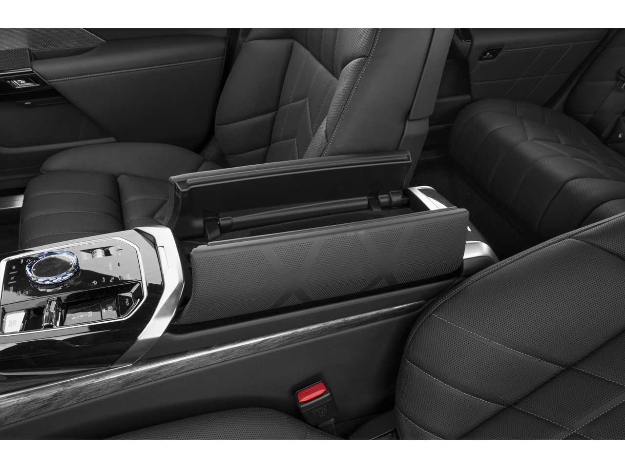 Thumbnail: 2025 BMW i7 - 10