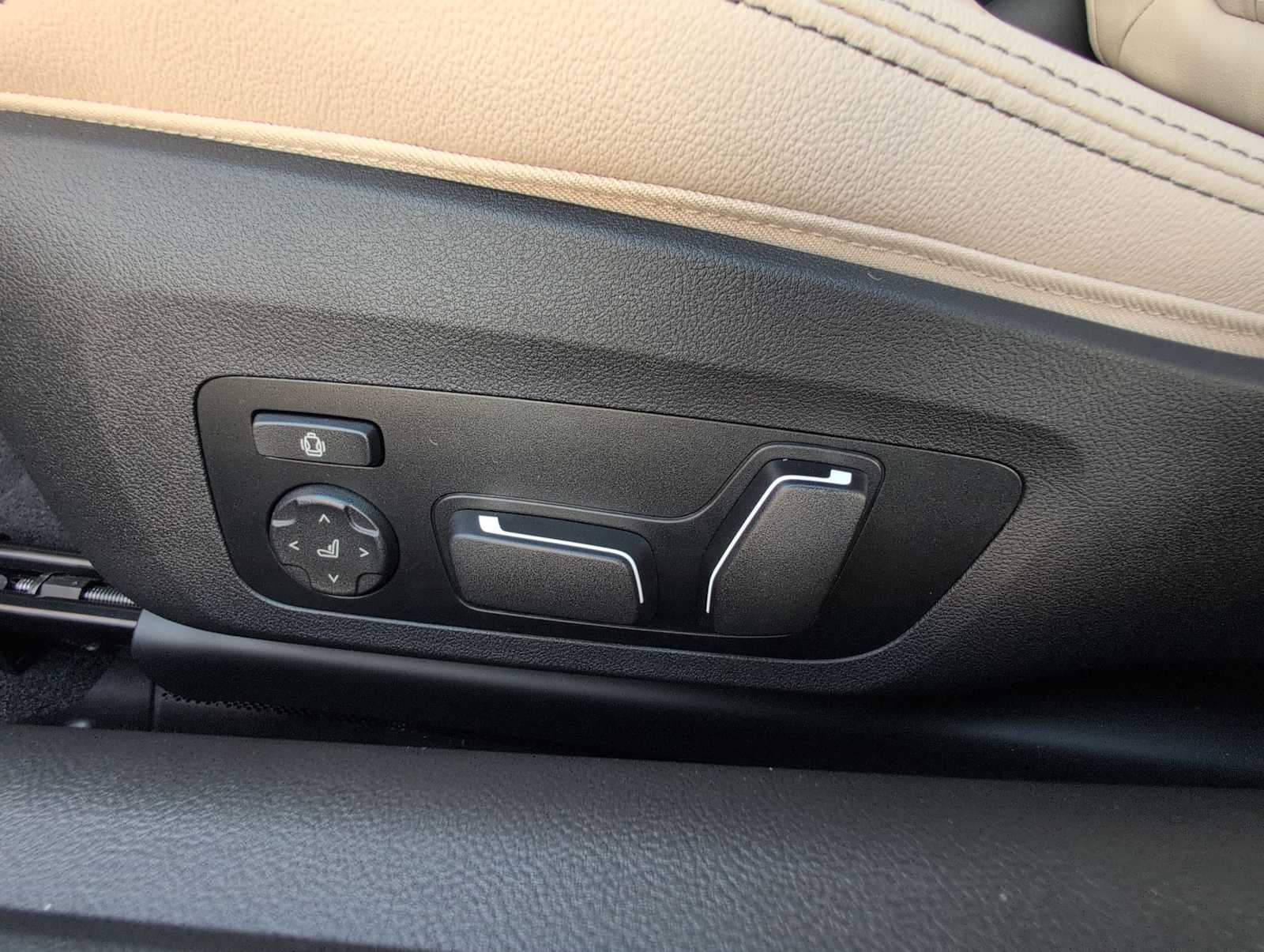 Thumbnail: 2026 BMW 4 Series - 18