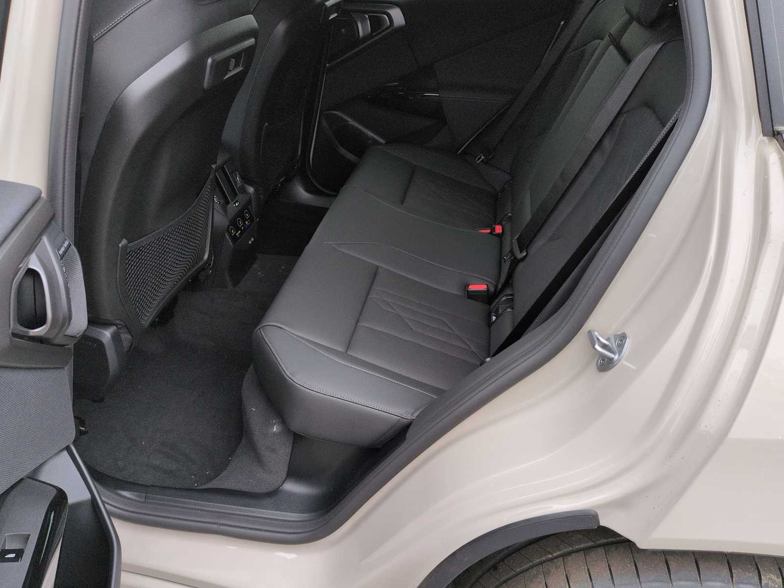 Thumbnail: 2026 BMW X3 - 21