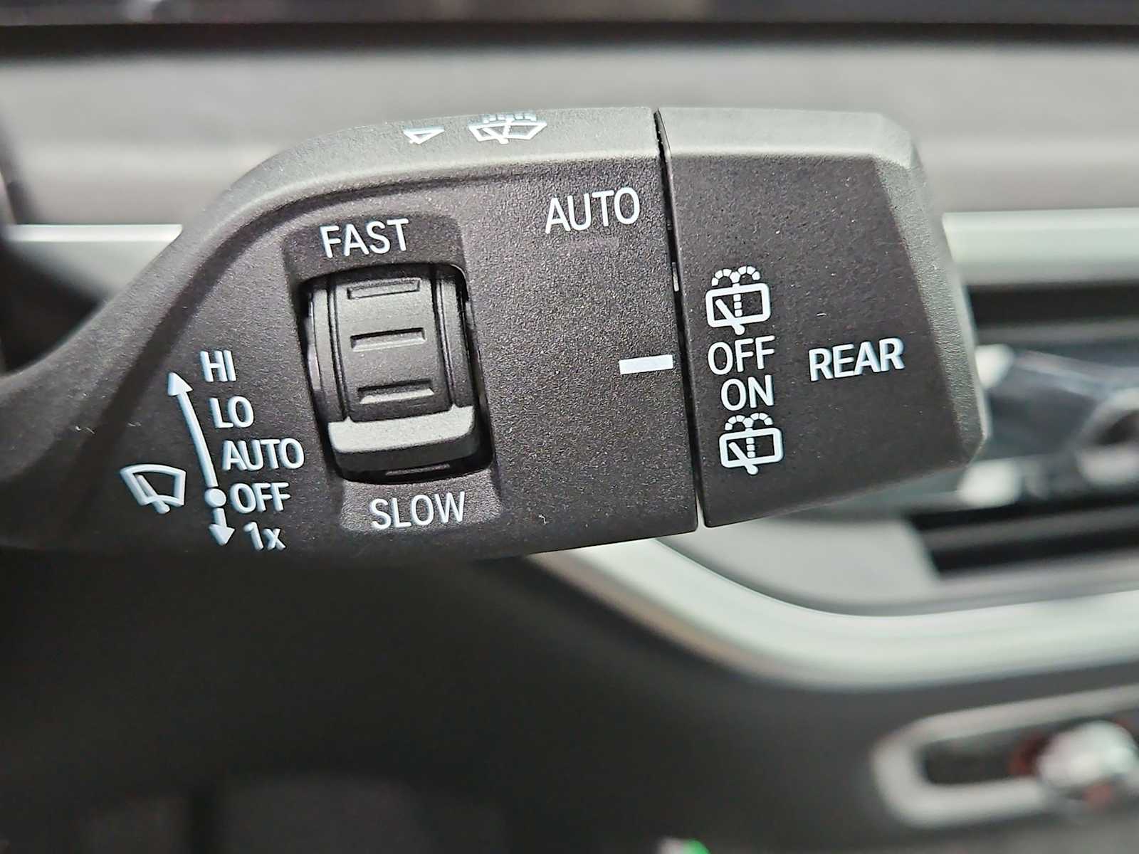 Thumbnail: 2026 BMW X5 - 21